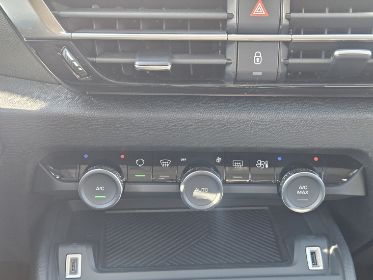 Citroen C-4 Puretech 130 Eat8 Feel Pack 2023 Usado  Usado en Kovacs Usados