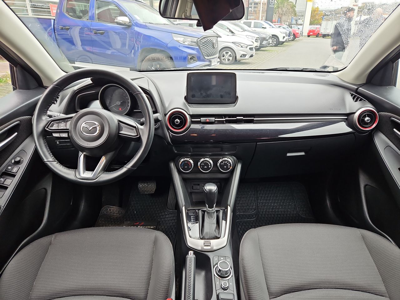 Mazda 2 2 Sport Hb 1.5  Aut. 2023 Usado  Usado en Webautos.cl