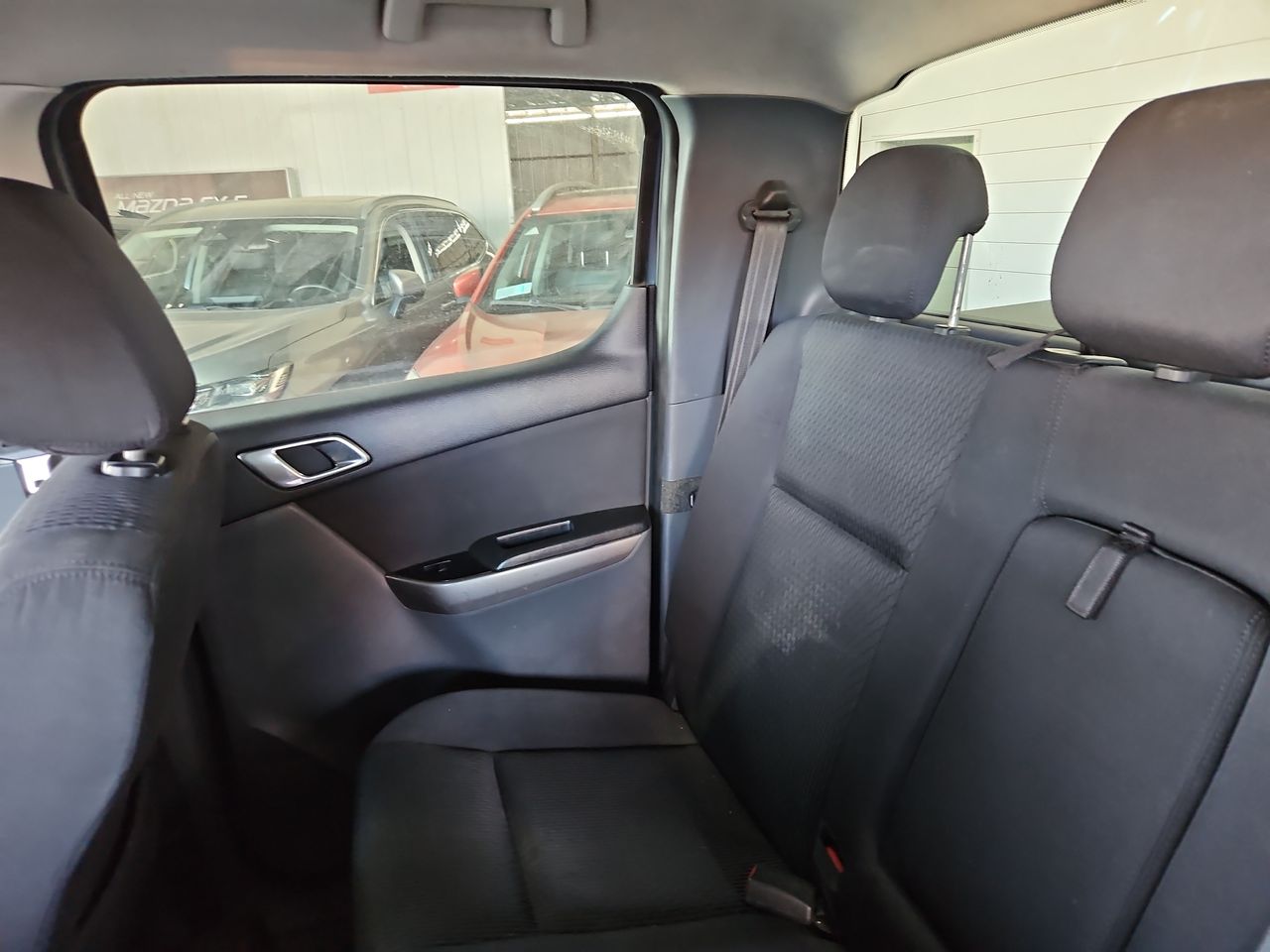 Mazda Bt-50 New Bt 50 Dcab Sdx 4x4 3.2 Aut 2018 Usado en Usados de Primera - Sergio Escobar
