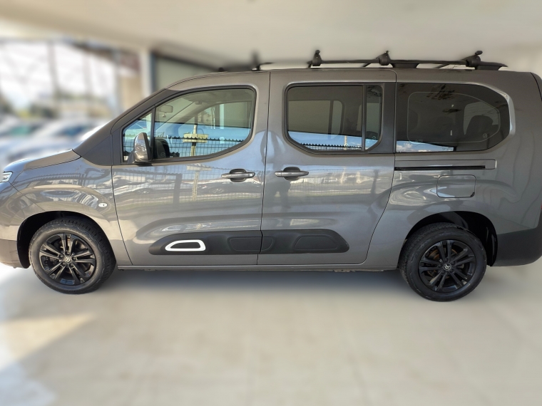 Citroen Berlingo Multispace De Pasajeros Xl 1.5 Aut 2021 Usado en Automotriz Olea Flaño