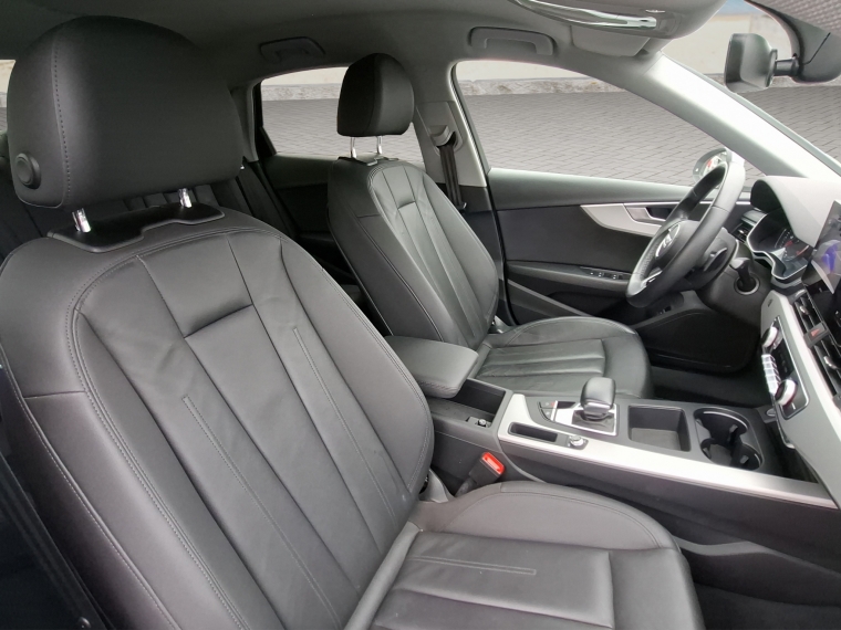Audi A4 35 Tfsi 2.0 Aut 2022 Usado Usado en BMW Premium Selection Audi A4 35 Tfsi 2.0 Aut 2022 Usado Usado en BMW Premium Selection