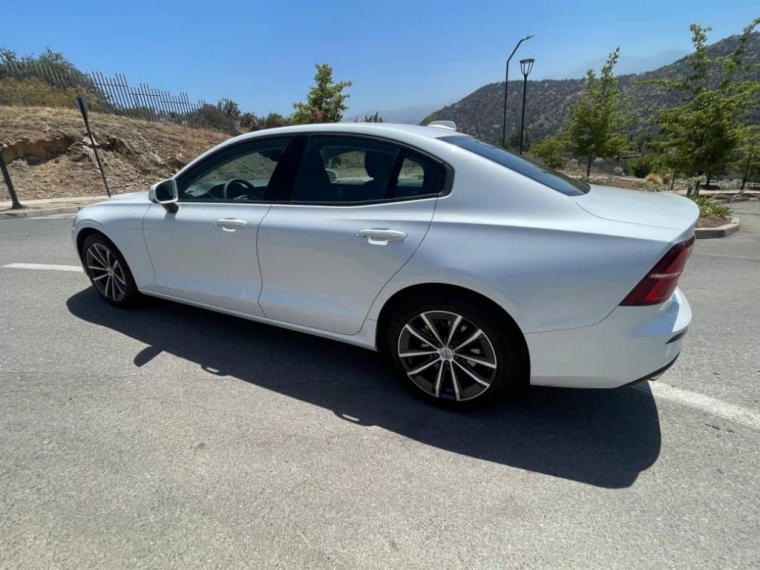 Volvo S60 Ii B4 2.0 Aut 2022  Usado en Automarket Chile