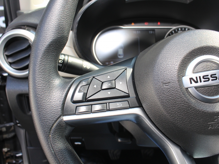 Nissan Versa 1.6  Advance  Mt 2023 Usado  Usado en Kovacs Usados