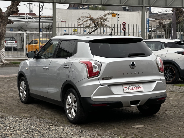 Ssangyong Tivoli Tivoli Gas 4x2 1.6 Mt Tv1010 2017 Usado en Rosselot Usados