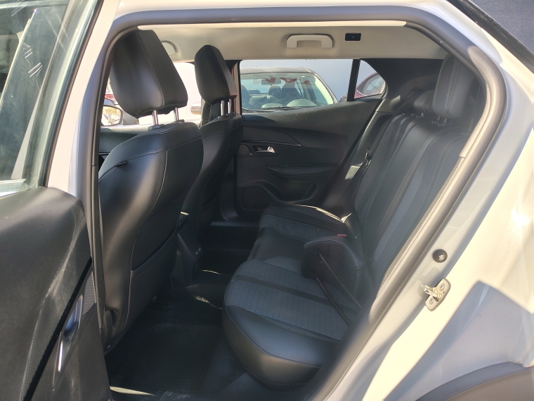 Peugeot 2008 2008 Puretech 130 1.2 2022 Usado en Rosselot Usados