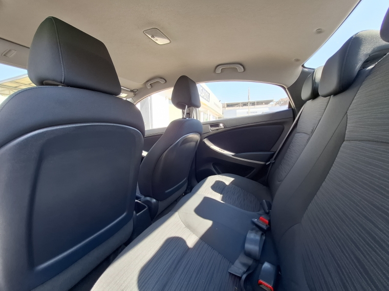 Hyundai Accent Rb 5dr Gl Av Ab 2015 Usado  Usado en Kovacs Usados