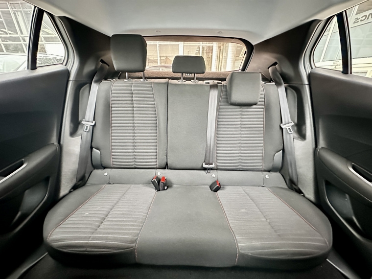 Peugeot 2008 Blue Hdi 100 1.5 2022 Usado  Usado en Kovacs Usados