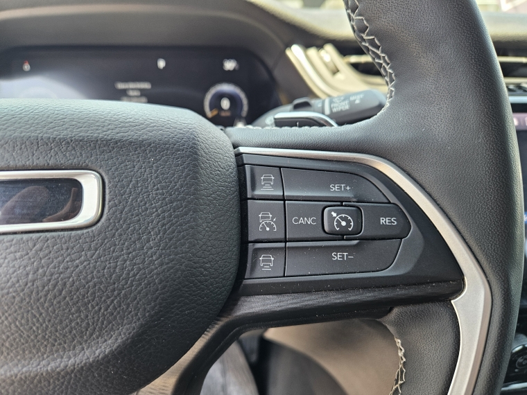 Jeep Grand cherokee Laredo Altitu 4x4 3.6 At 2024 Usado  Usado en Kovacs Usados