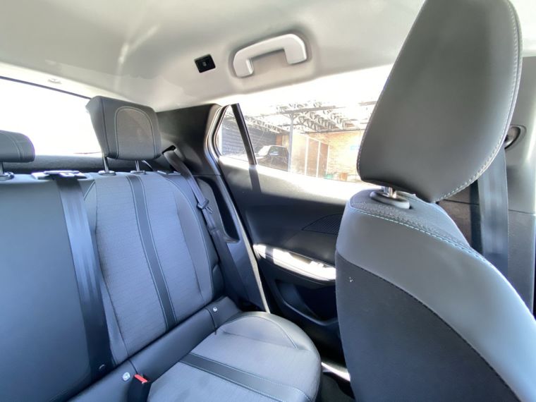 Peugeot 2008 1.5 Allure Bluehdi 130 At 5p 2023 Usado Usado en Webautos.cl Peugeot 2008 1.5 Allure Bluehdi 130 At 5p 2023 Usado Usado en Webautos.cl