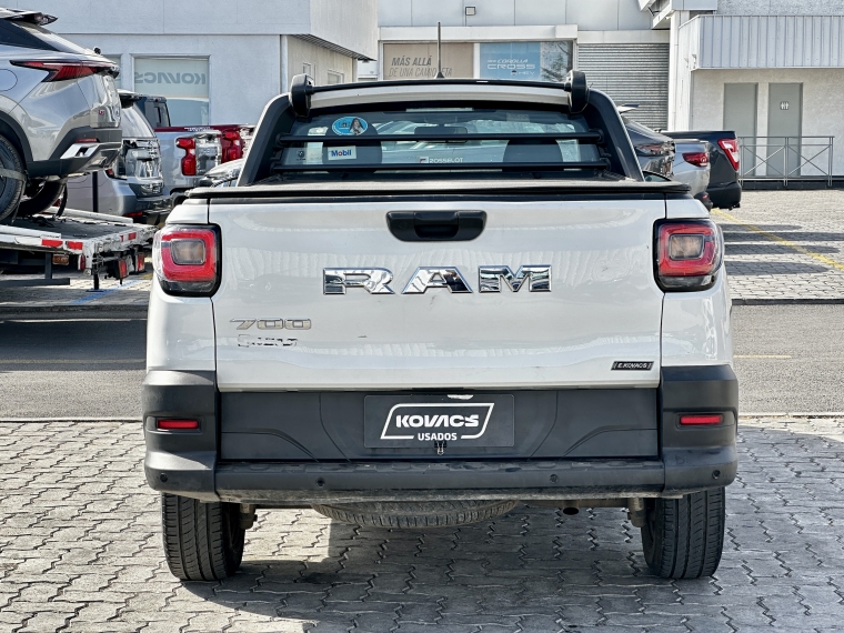 Ram 700 700 Slt Cs 1.4 2023 Usado  Usado en Webautos.cl