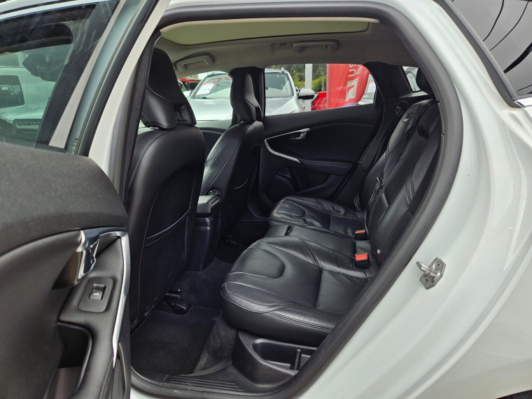 Volvo V40 V40 T5 2.0 At 2020 Usado en Rosselot Usados