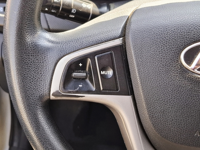 Hyundai Accent Accent Gl 1.4 2020 Usado en Rosselot Usados