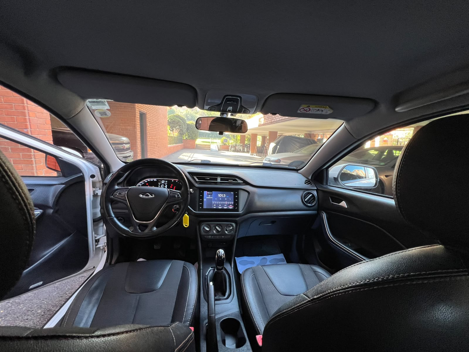Chery Tiggo 2 2022 — foto 11