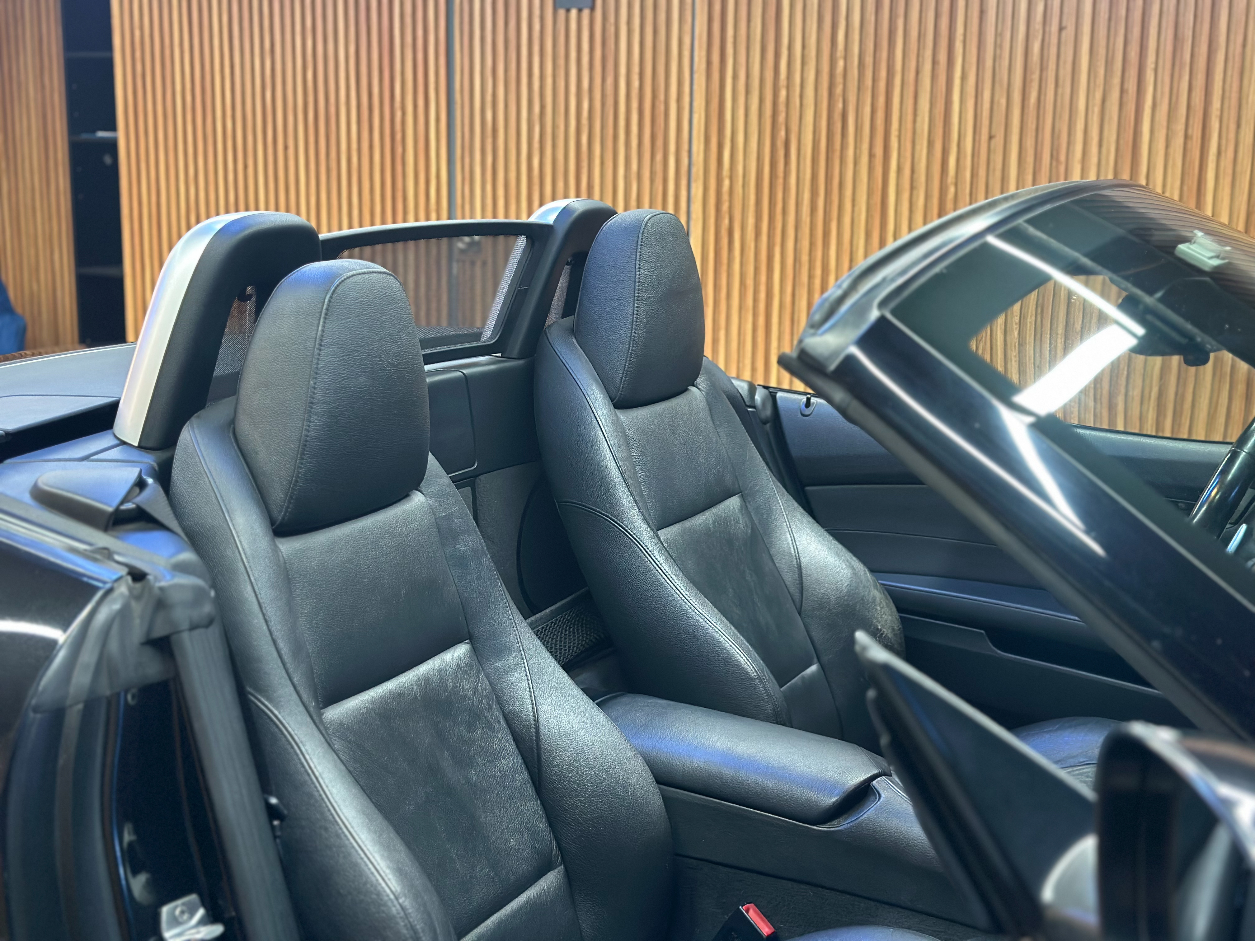 BMW Z4 — foto 15 de 16