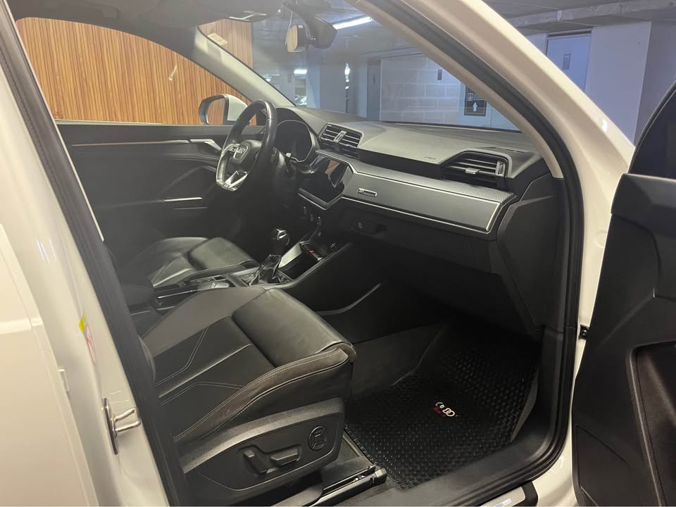 Audi Q3 — foto 16 de 16