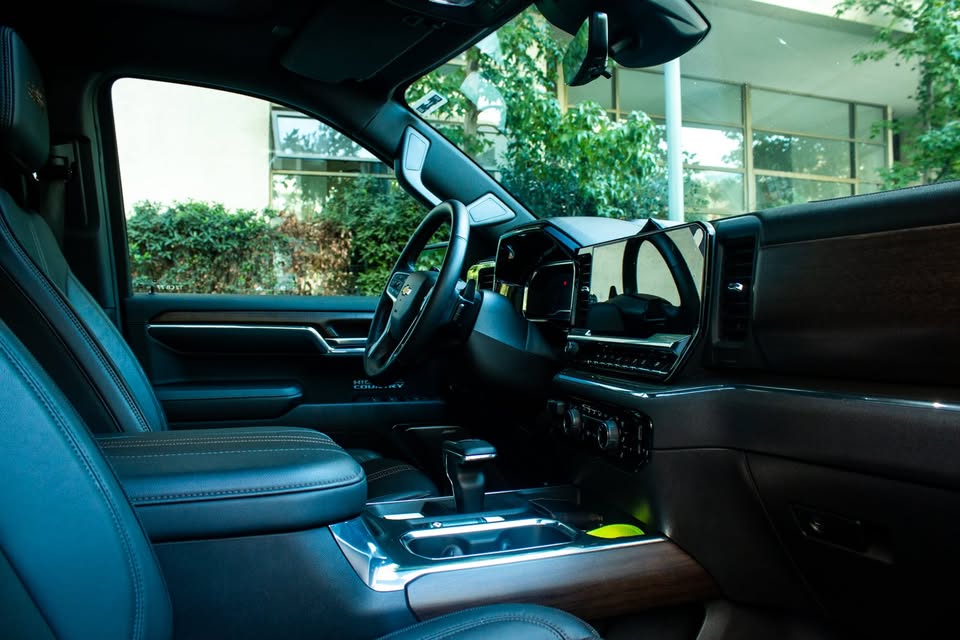 Chevrolet Silverado — foto 16 de 17