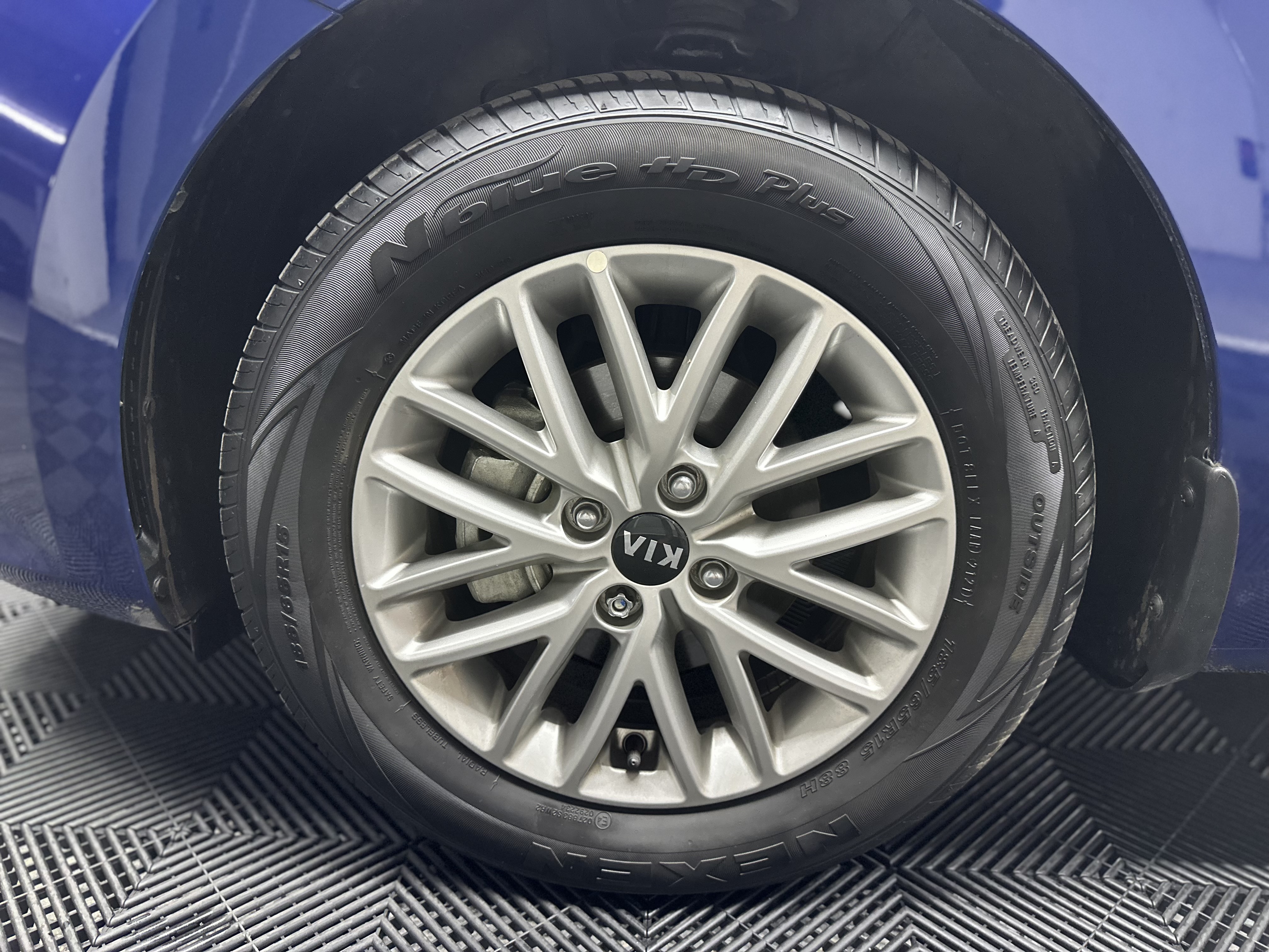 KIA Rio5 — foto 16 de 16