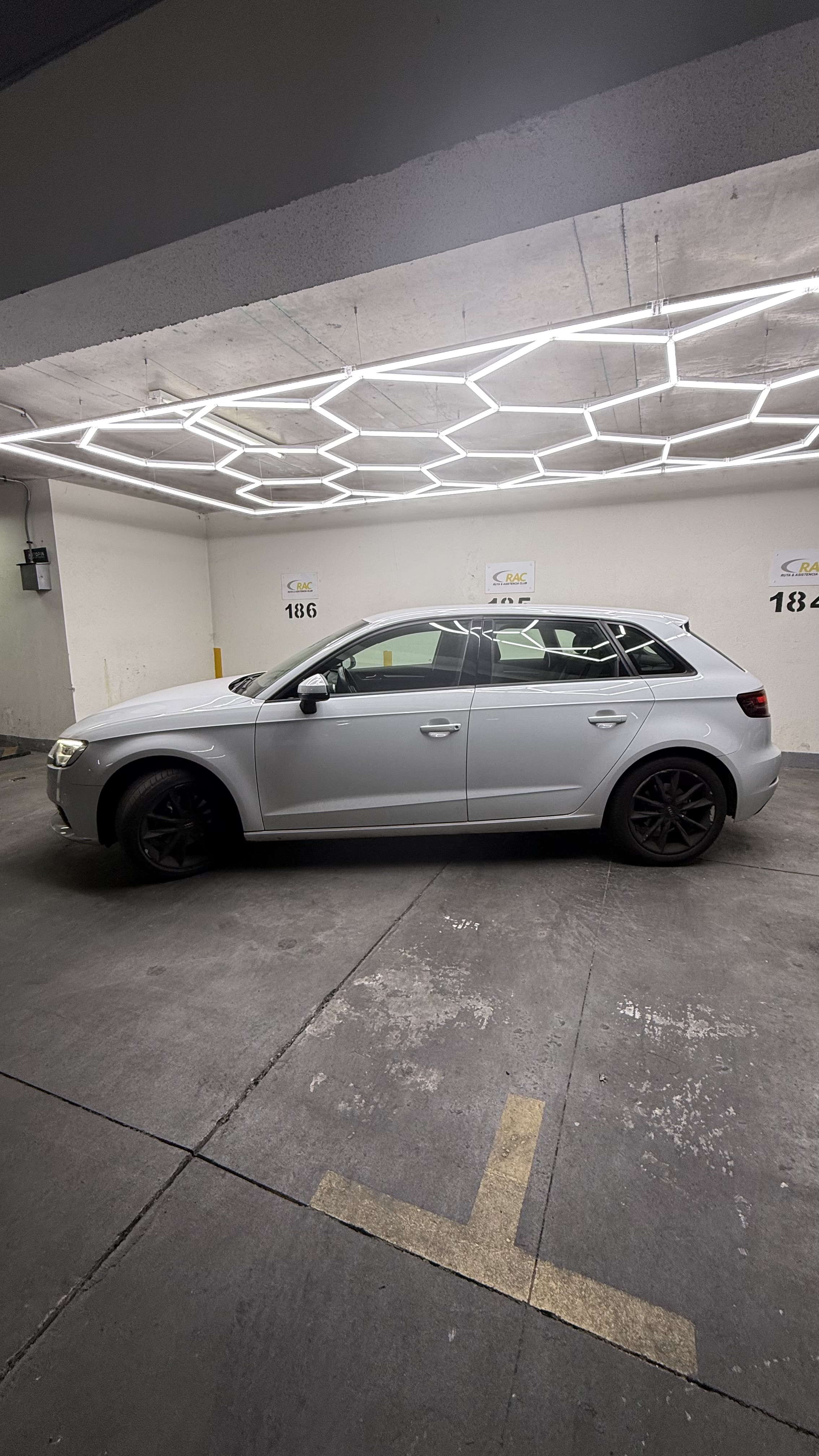 Audi A3 2018 — foto 5