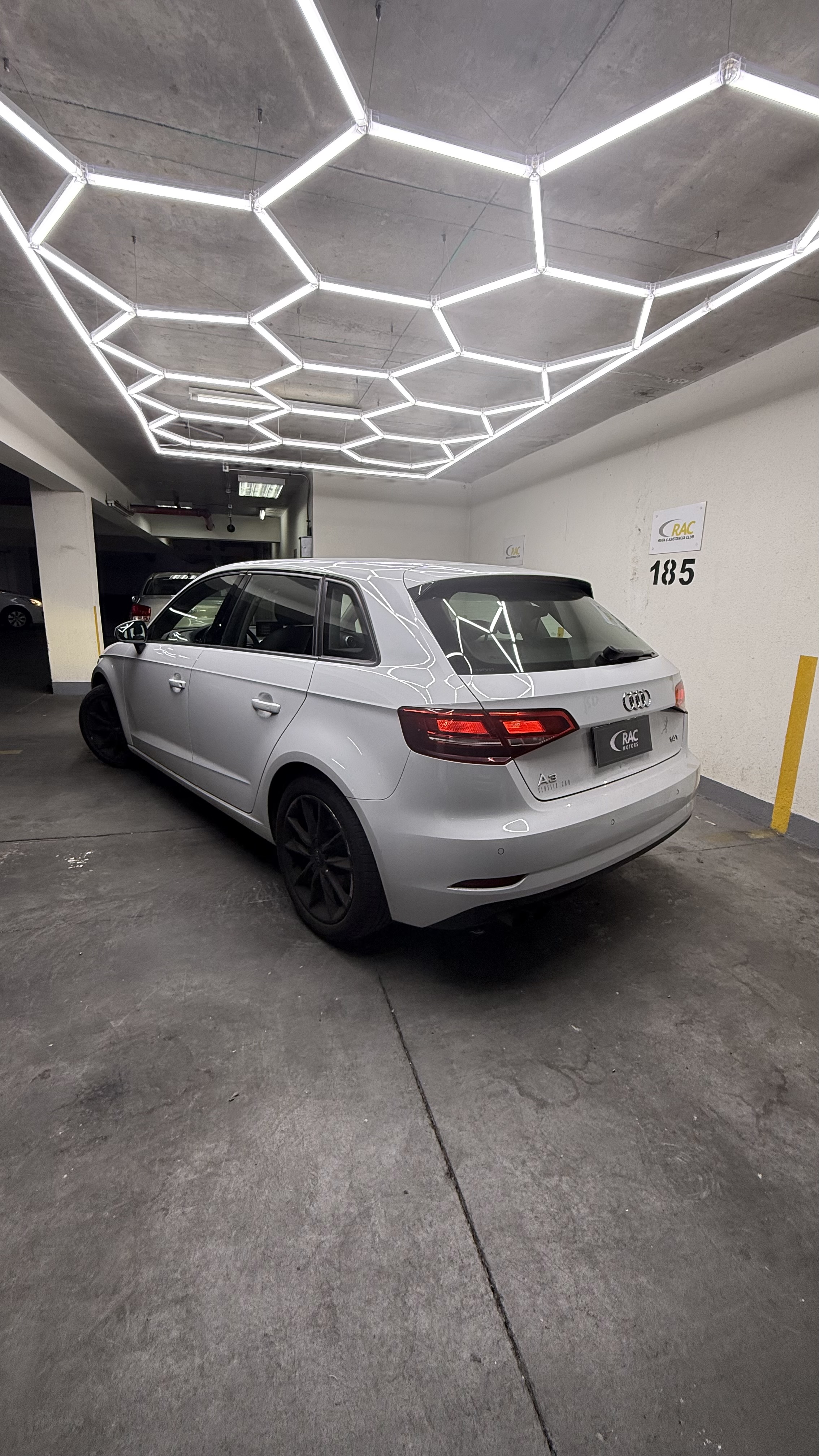 Audi A3 2018 — foto 6