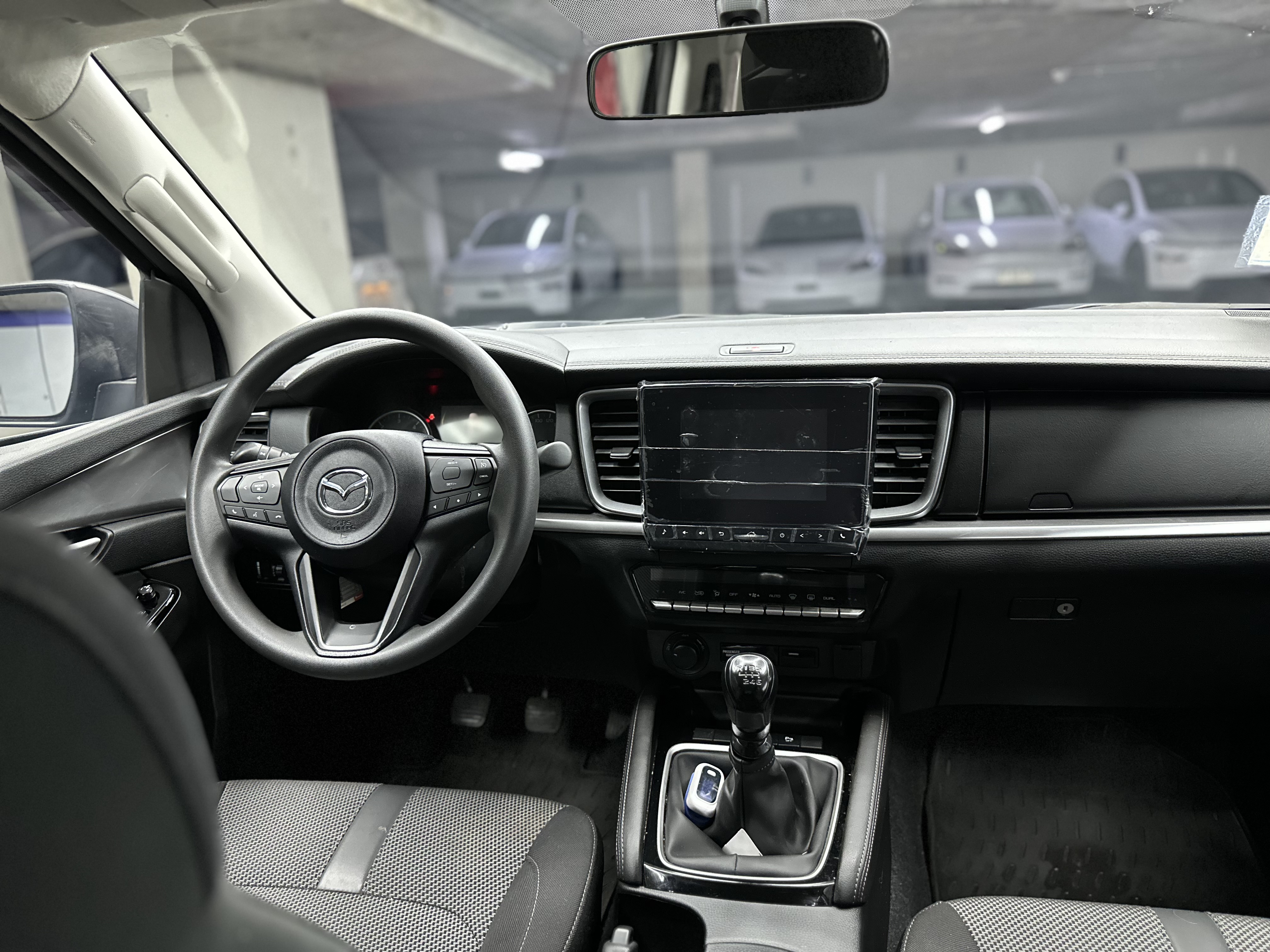 Mazda Bt-50 — foto 15 de 17