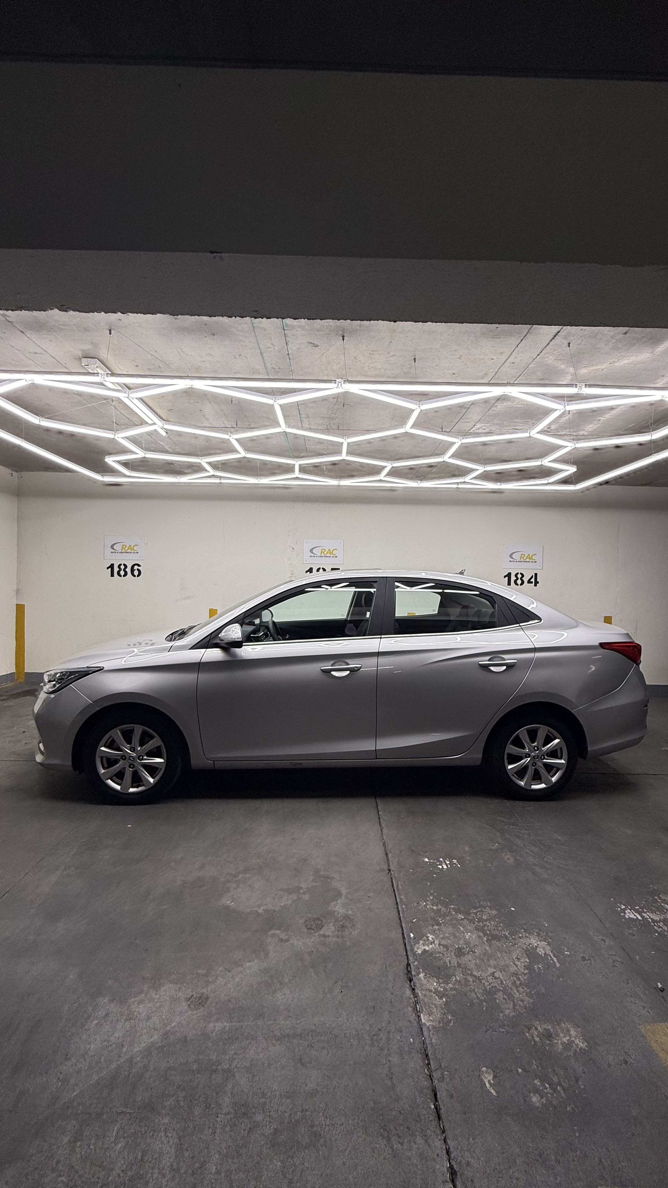 Changan Alsvin 2023 — foto 5