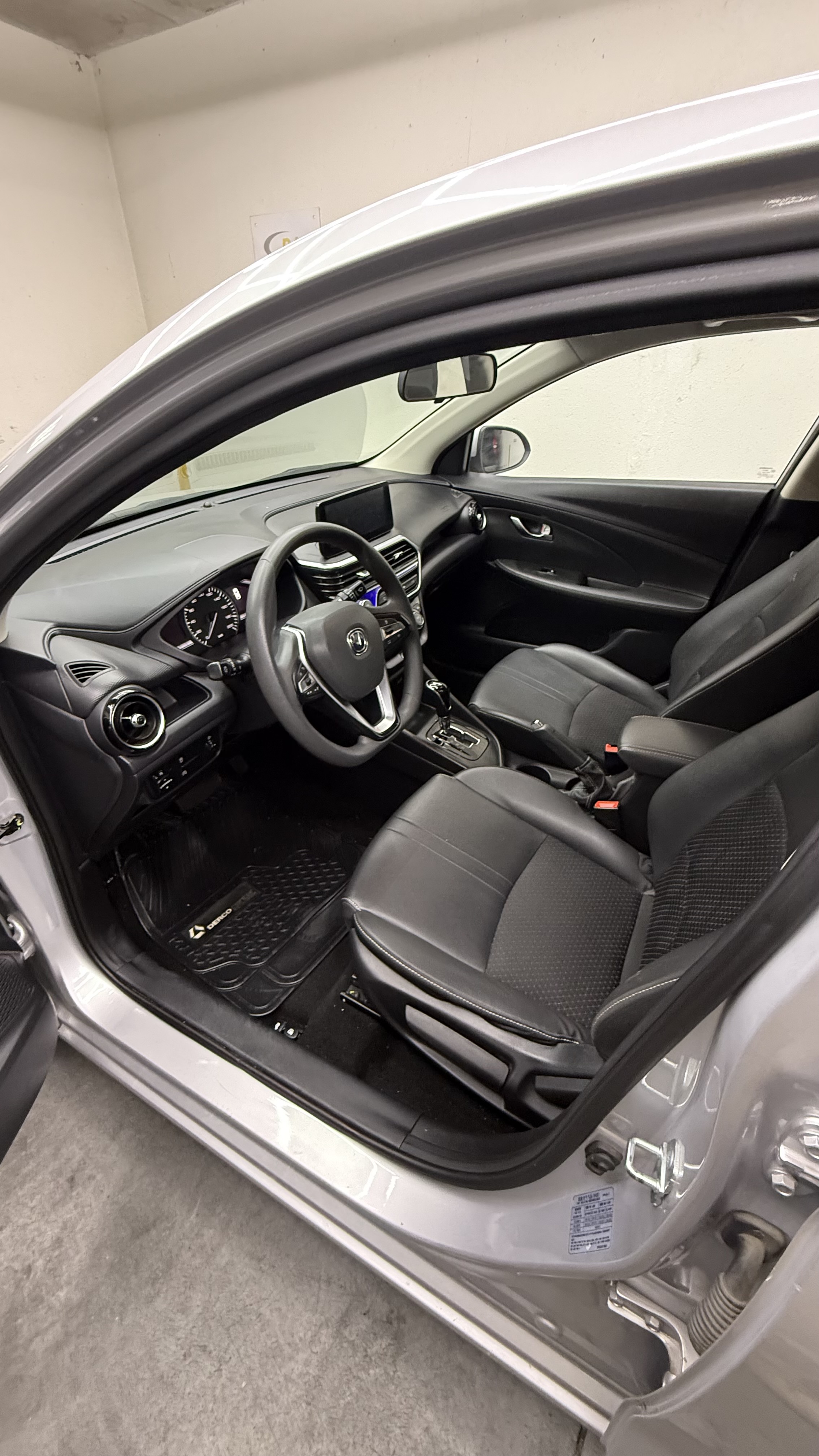Changan Alsvin 2023 — foto 14