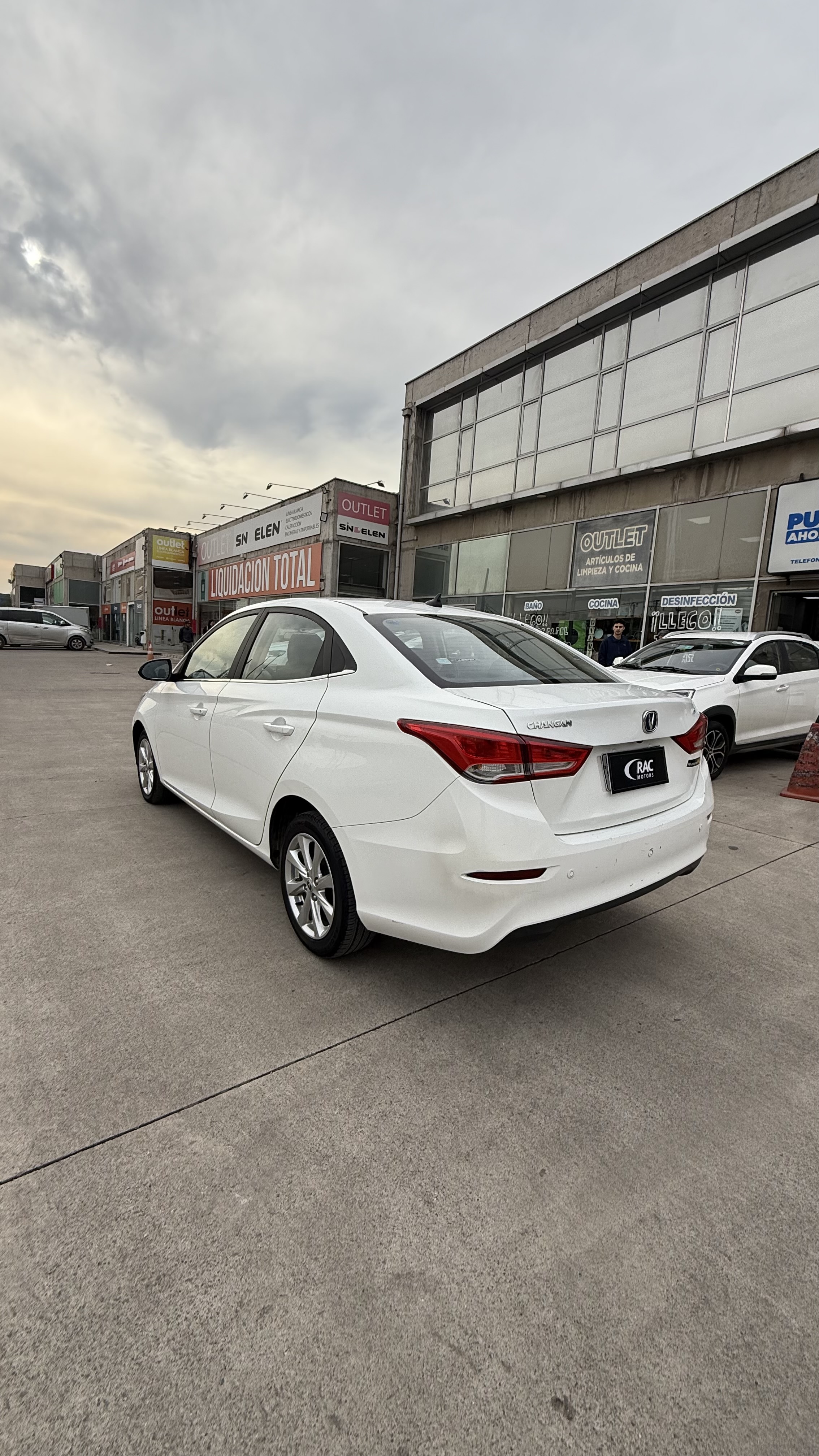 Changan Alsvin 2023 — foto 8
