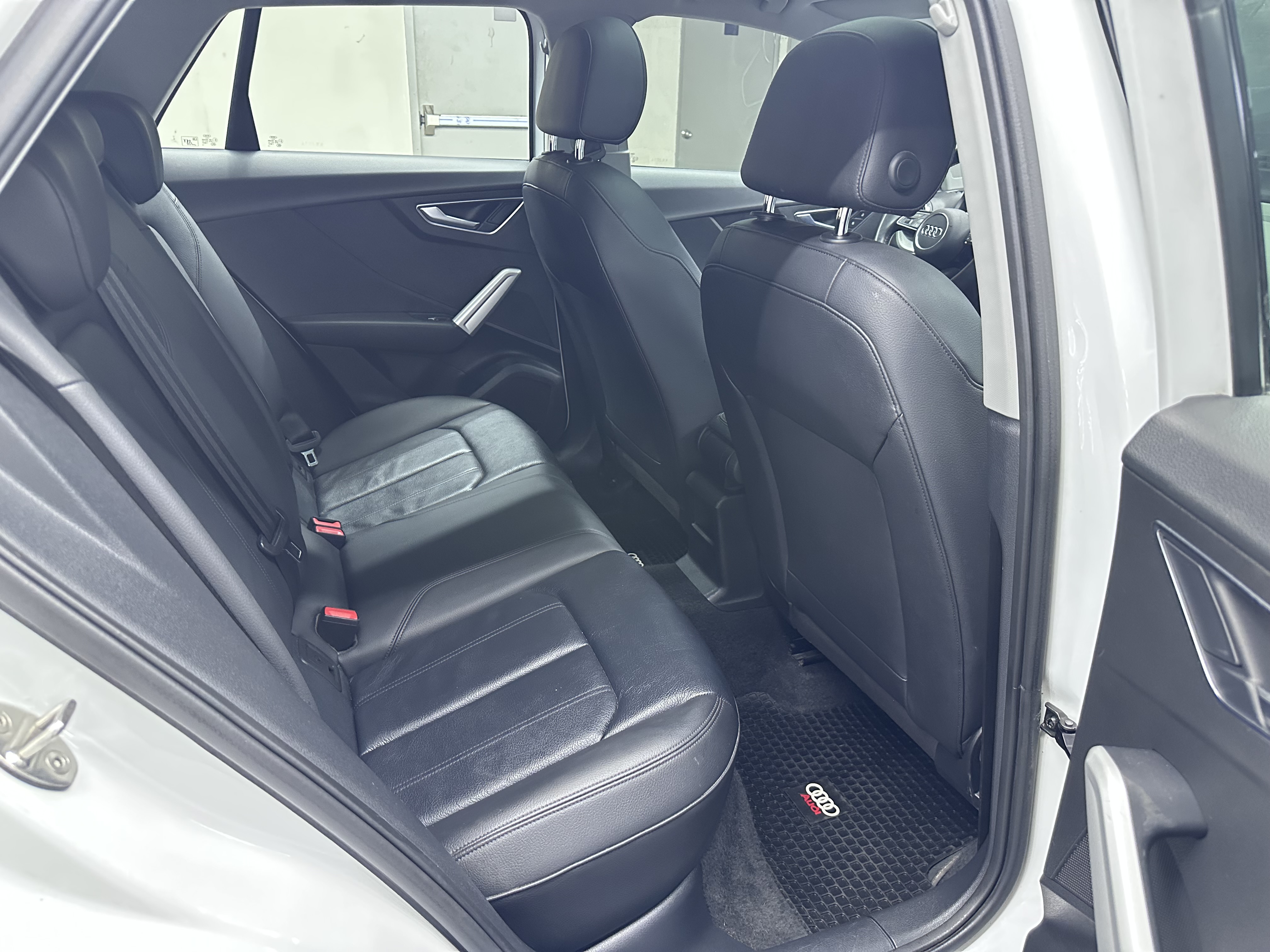 Audi Q2 — foto 14 de 17