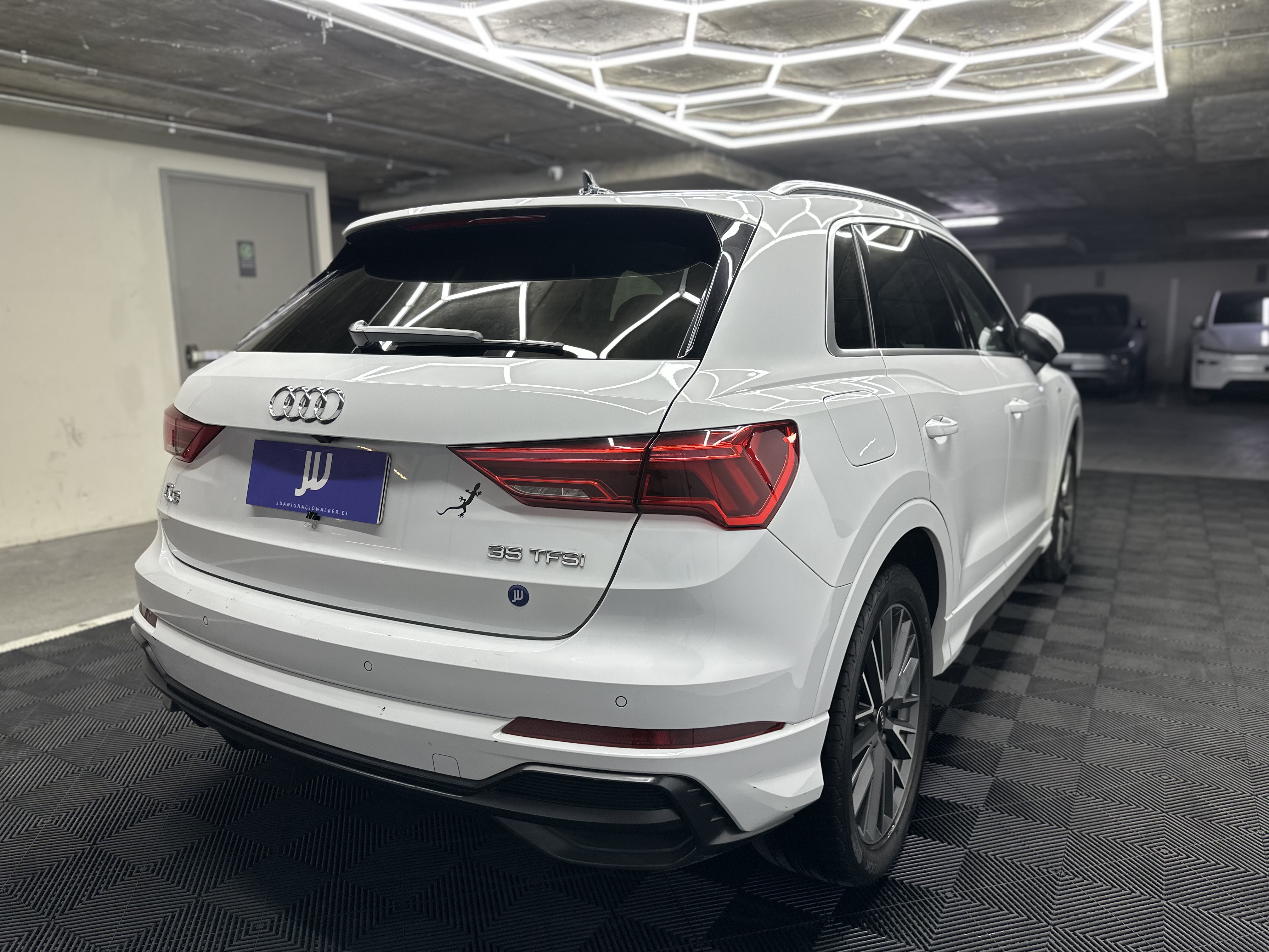 Audi Q3 — foto 5 de 18