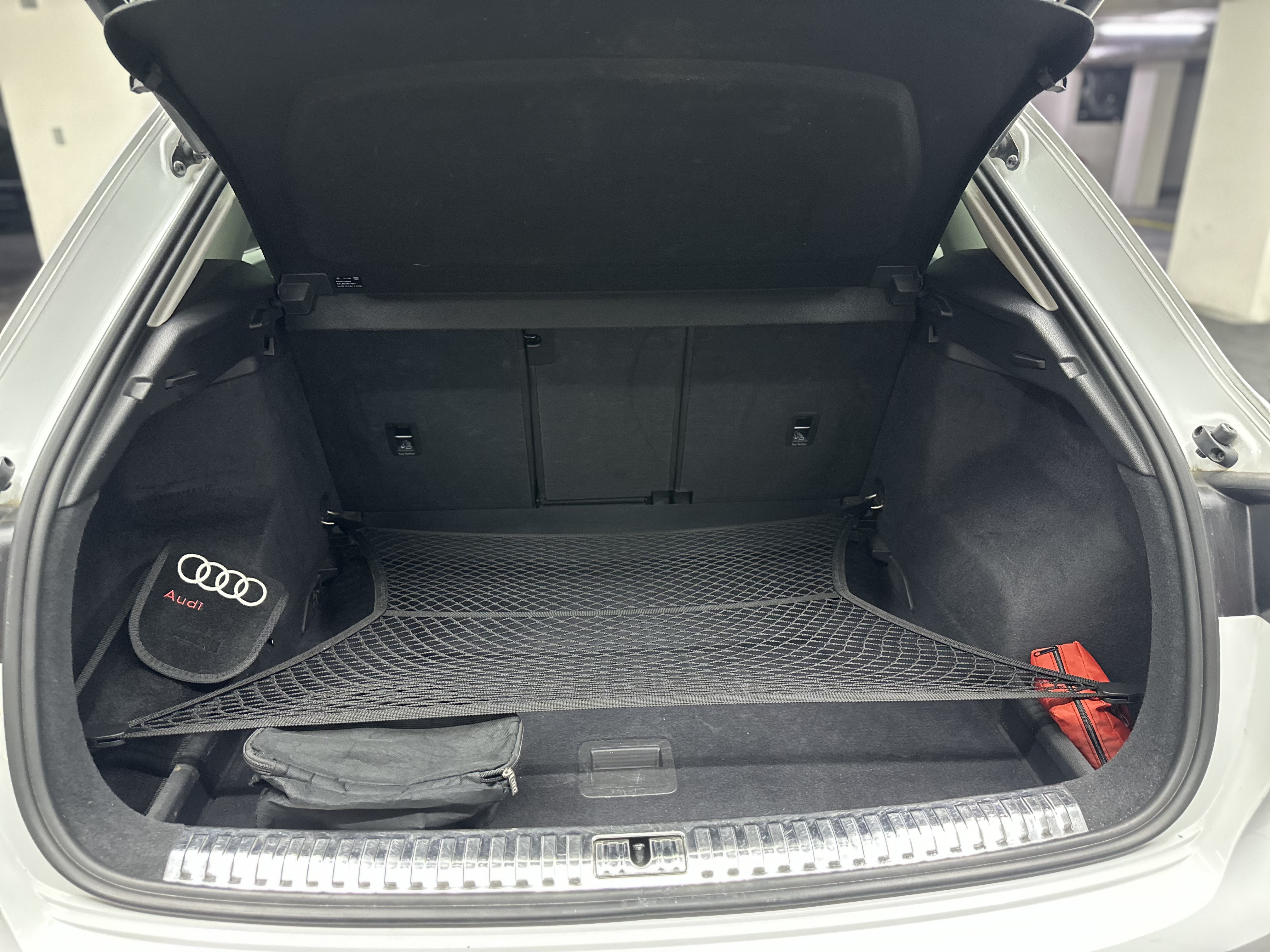 Audi Q3 — foto 12 de 18