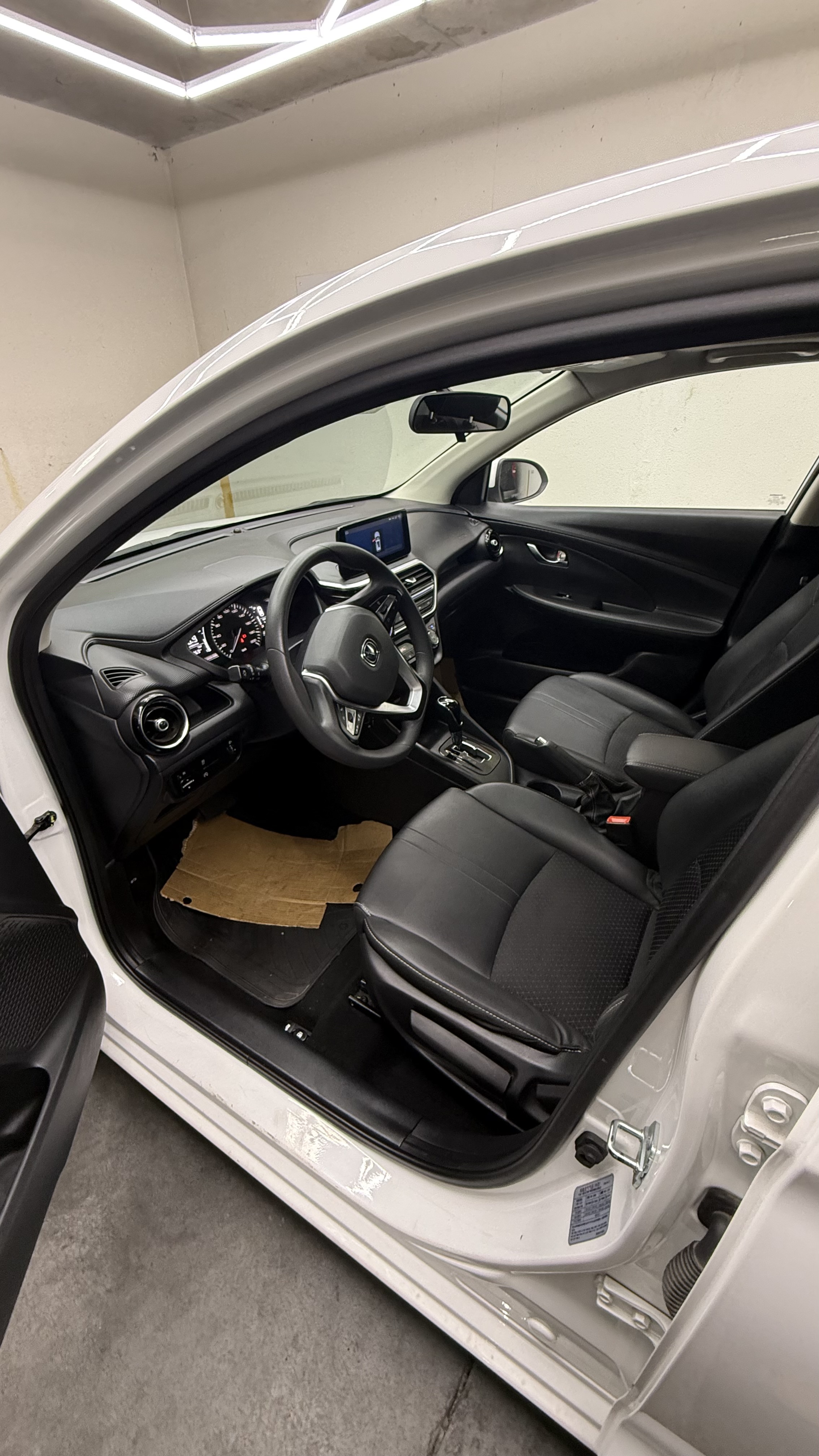 Changan Alsvin 2023 — foto 9