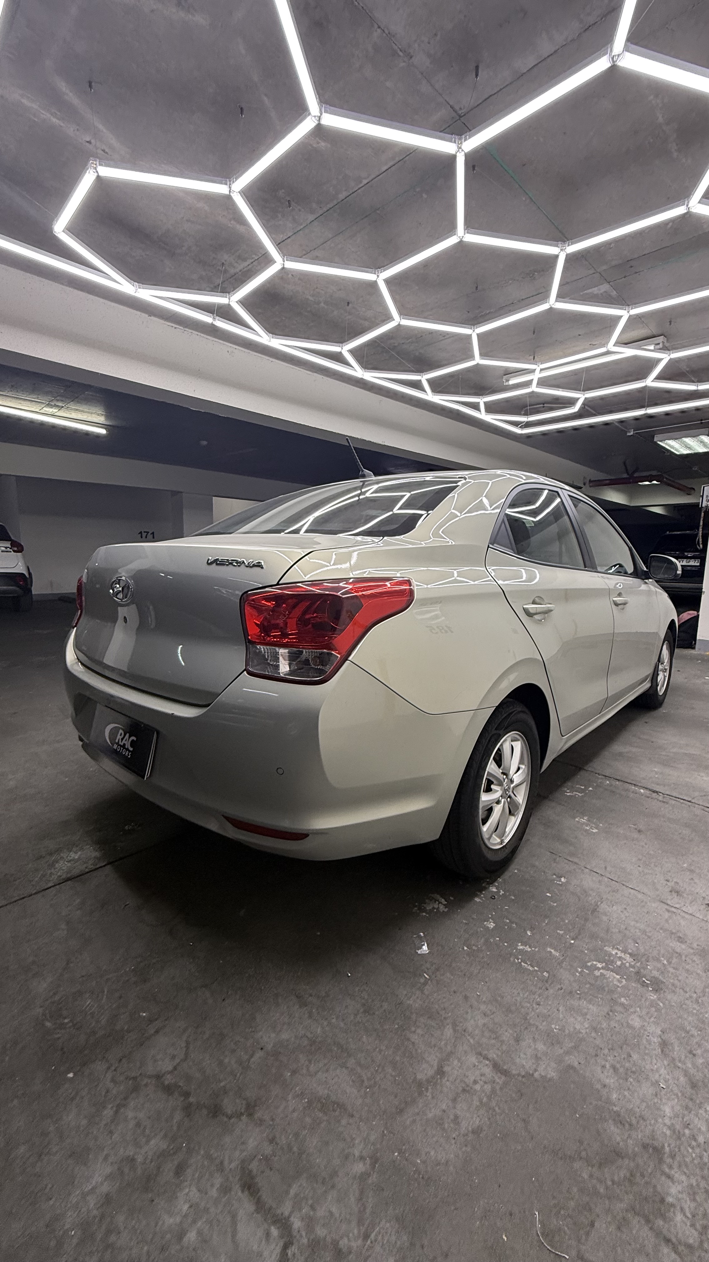 Hyundai Verna 2022 — foto 6