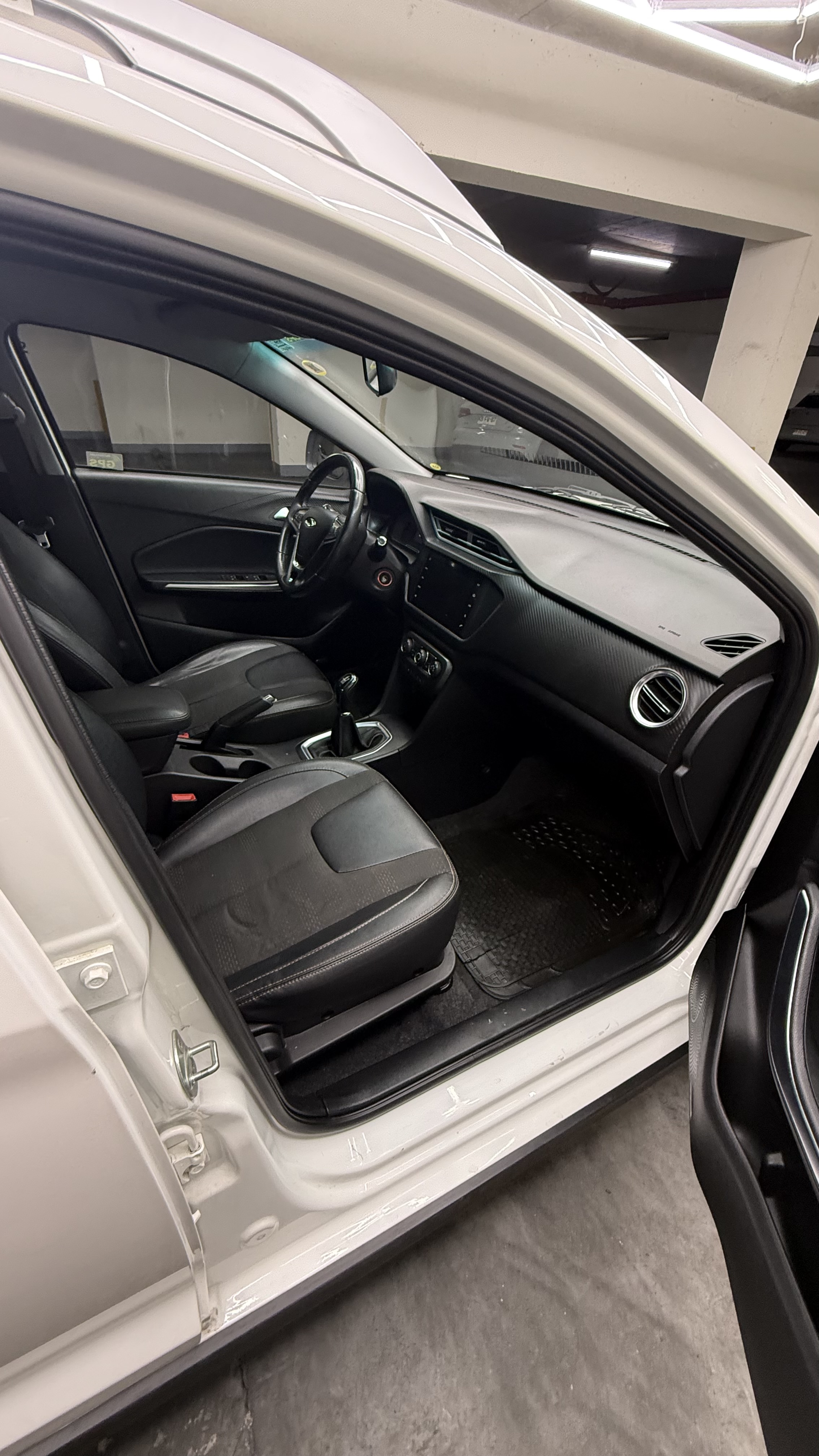 Chery Tiggo 2 2022 — foto 12