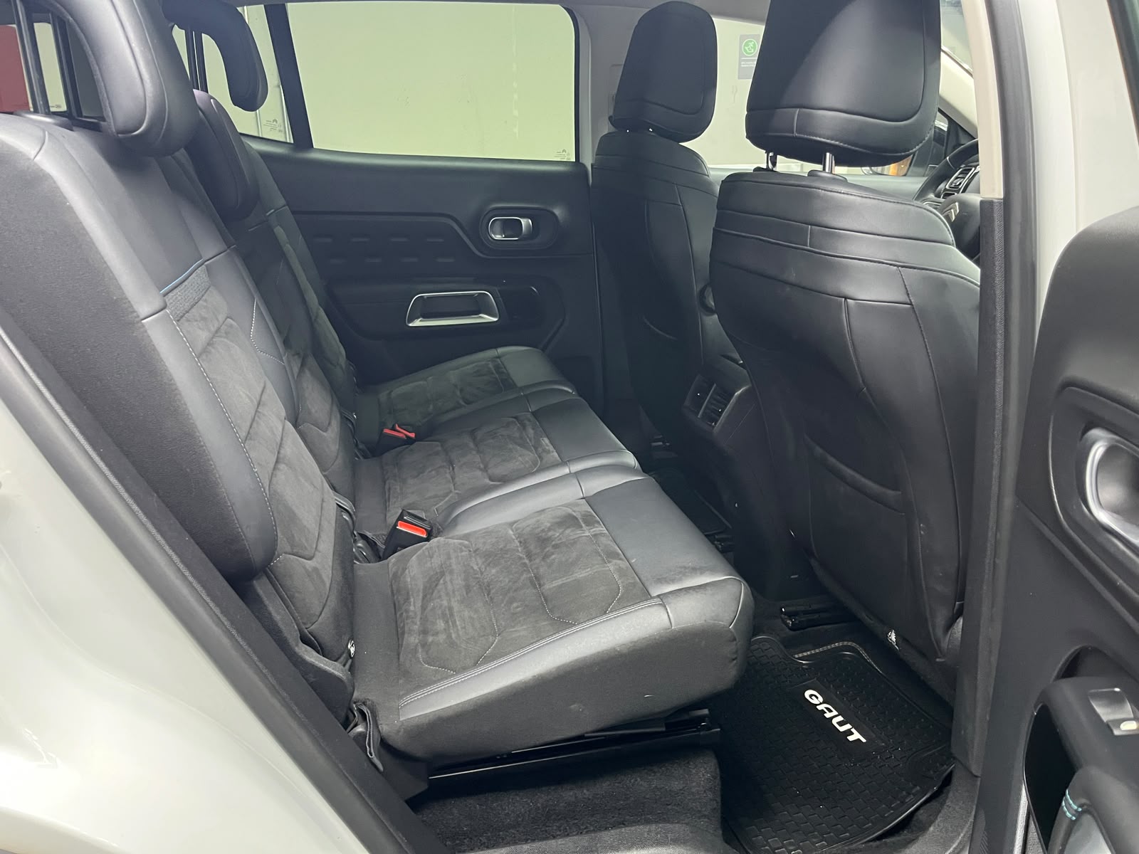 Citroën C5 Aircross — foto 14 de 15