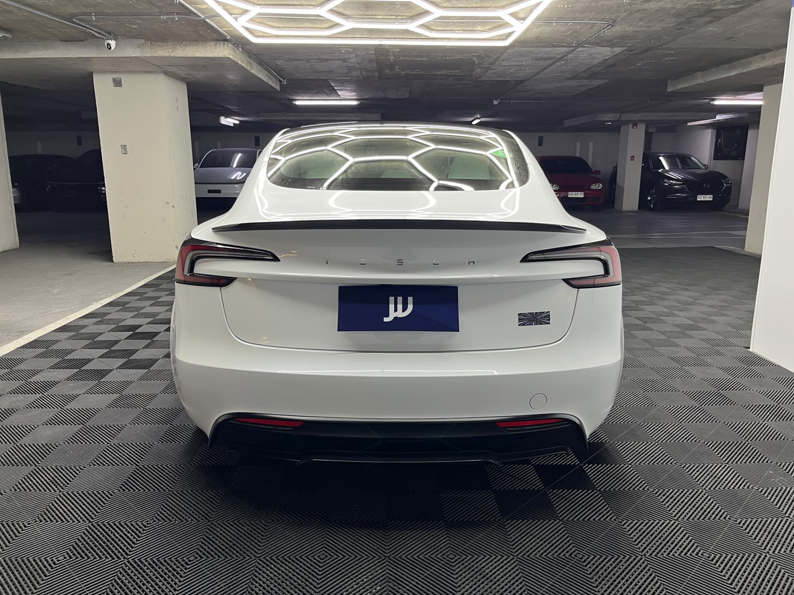Tesla Model 3 — foto 5 de 12