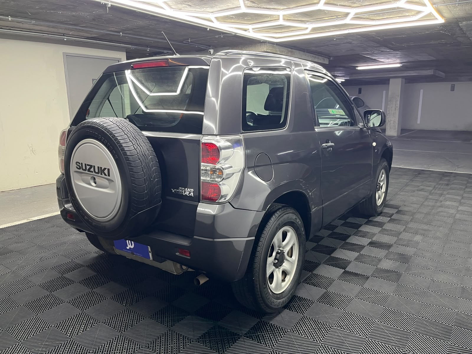 Suzuki Grand Vitara — foto 6 de 13