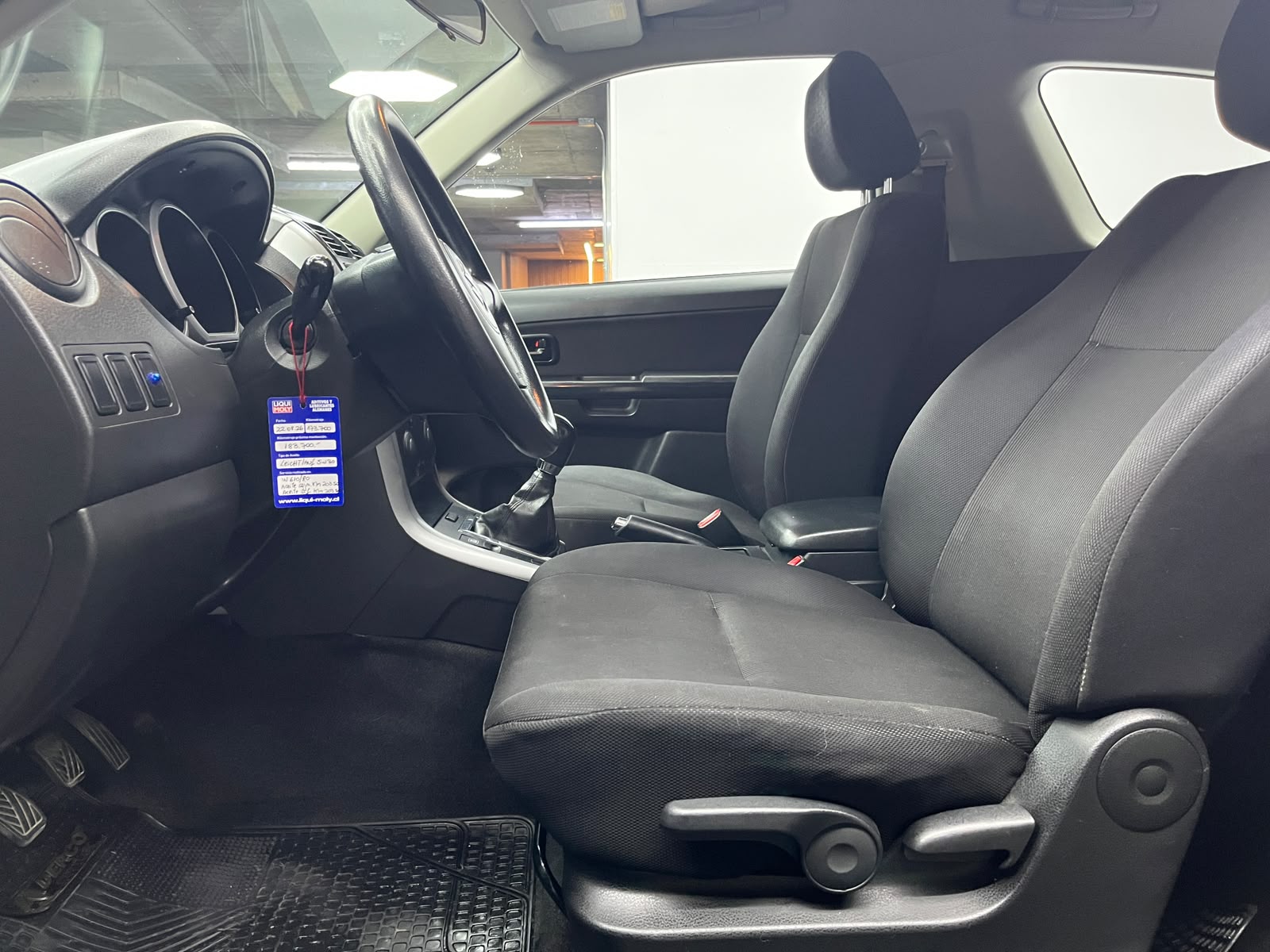 Suzuki Grand Vitara — foto 12 de 13