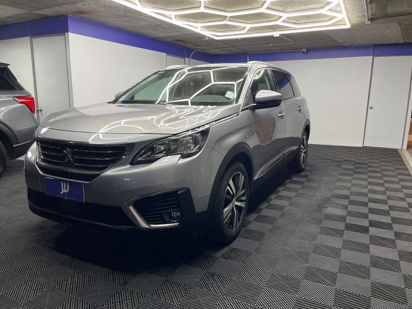 Peugeot 5008 — foto 3 de 16