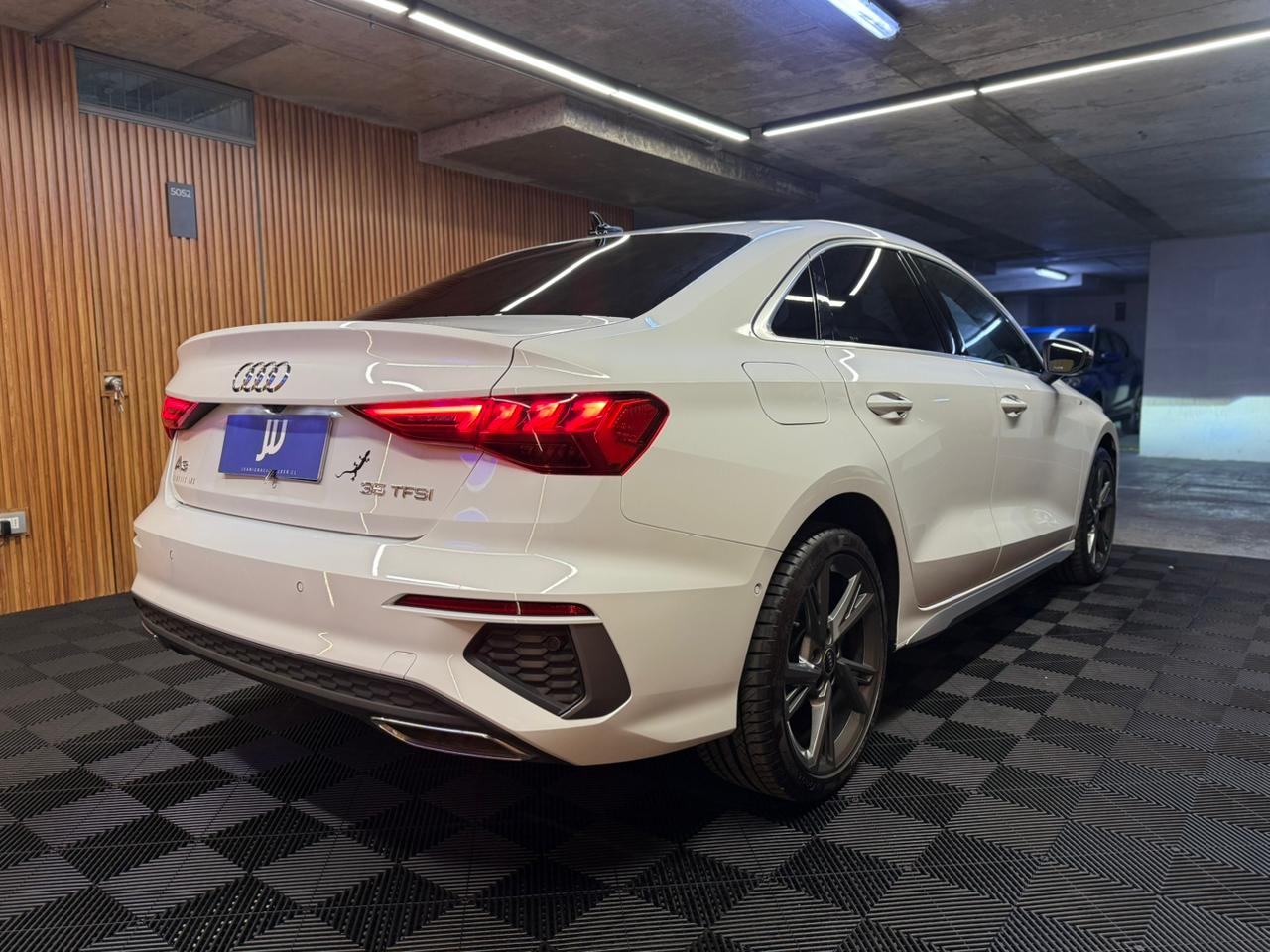 Audi A3 — foto 7 de 13