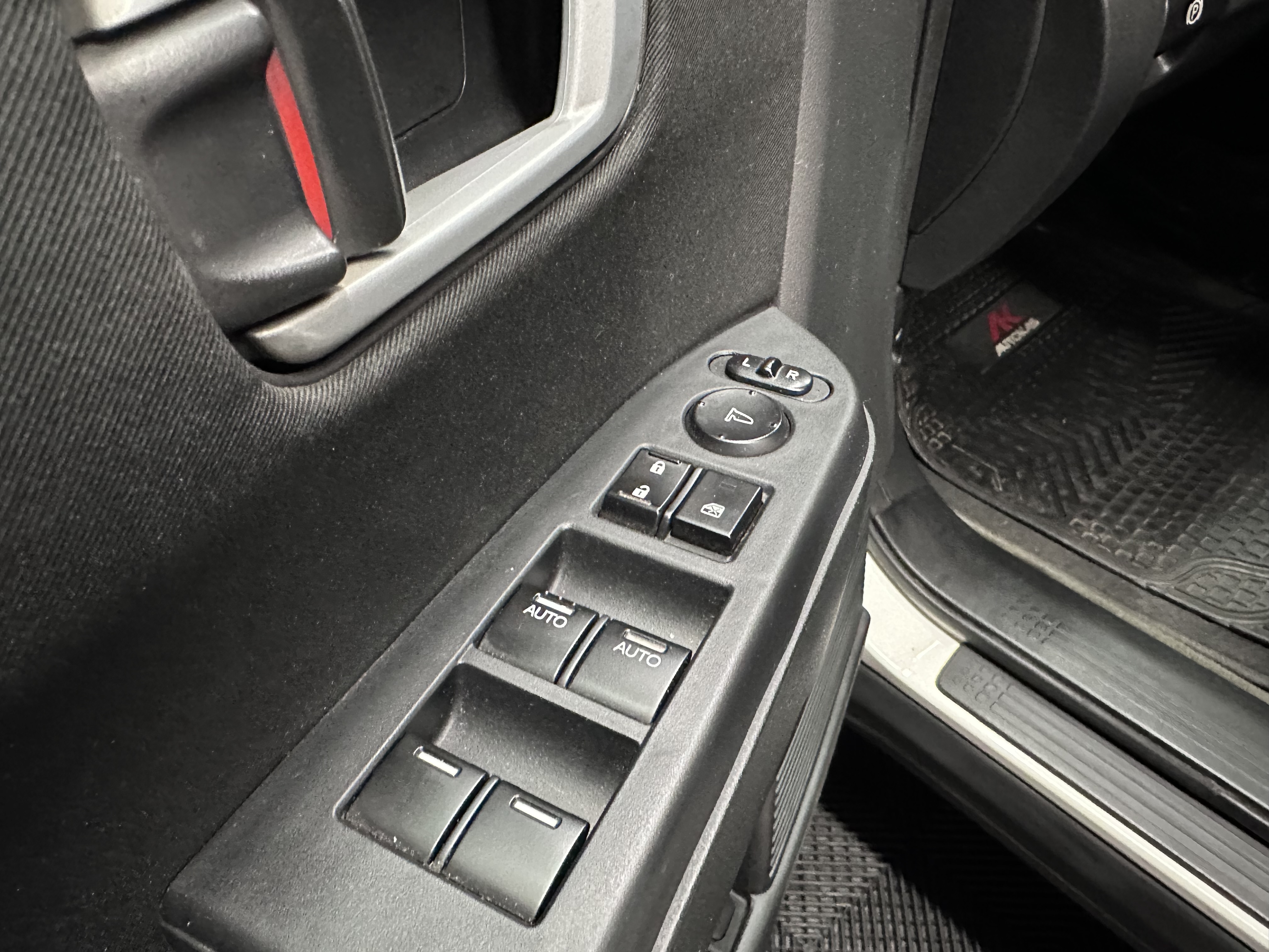 Honda Pilot — foto 10 de 17