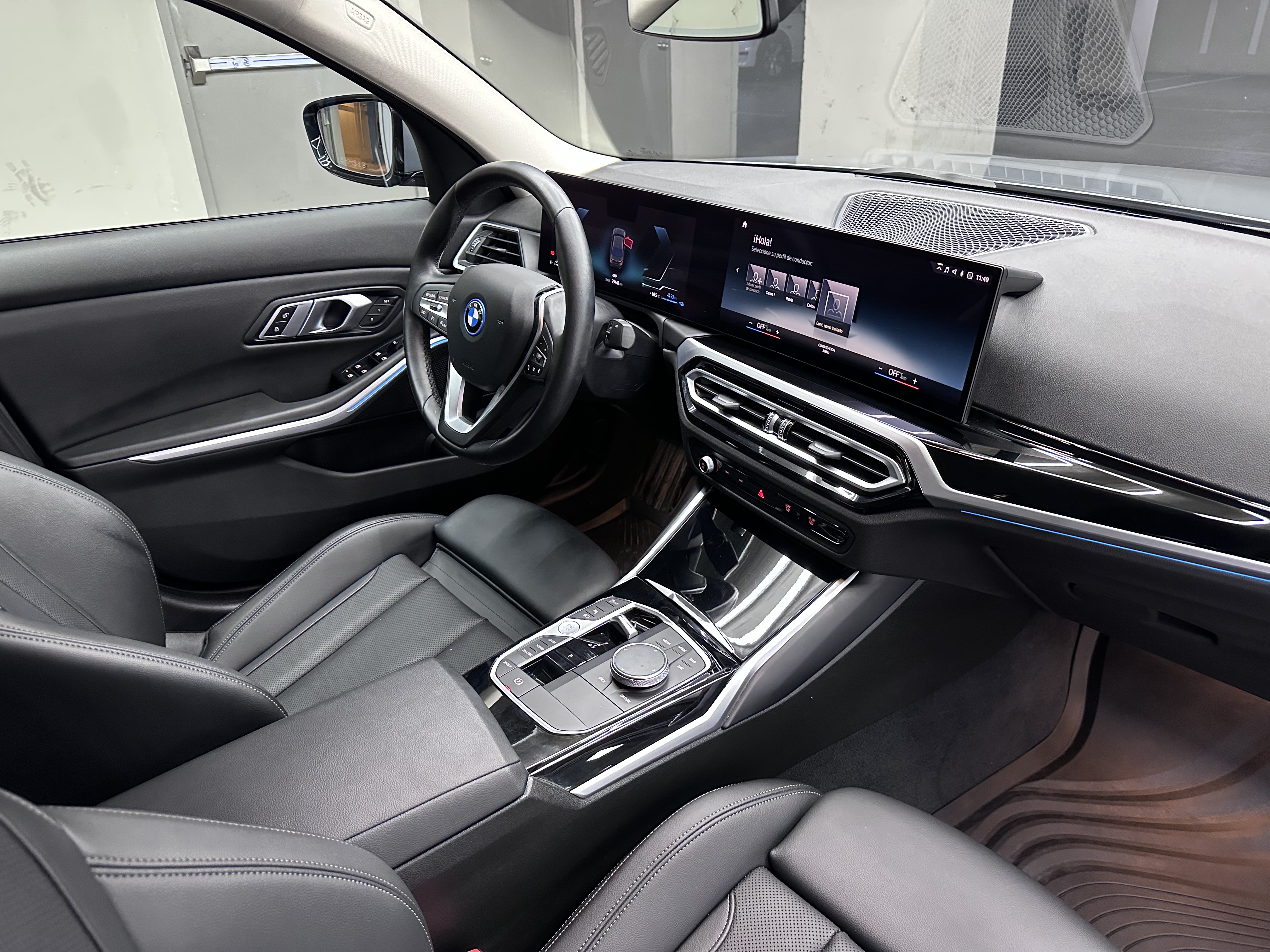 BMW 330 — foto 14 de 17