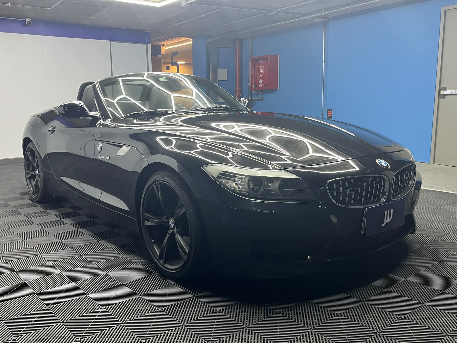 BMW Z4 — foto 3 de 11