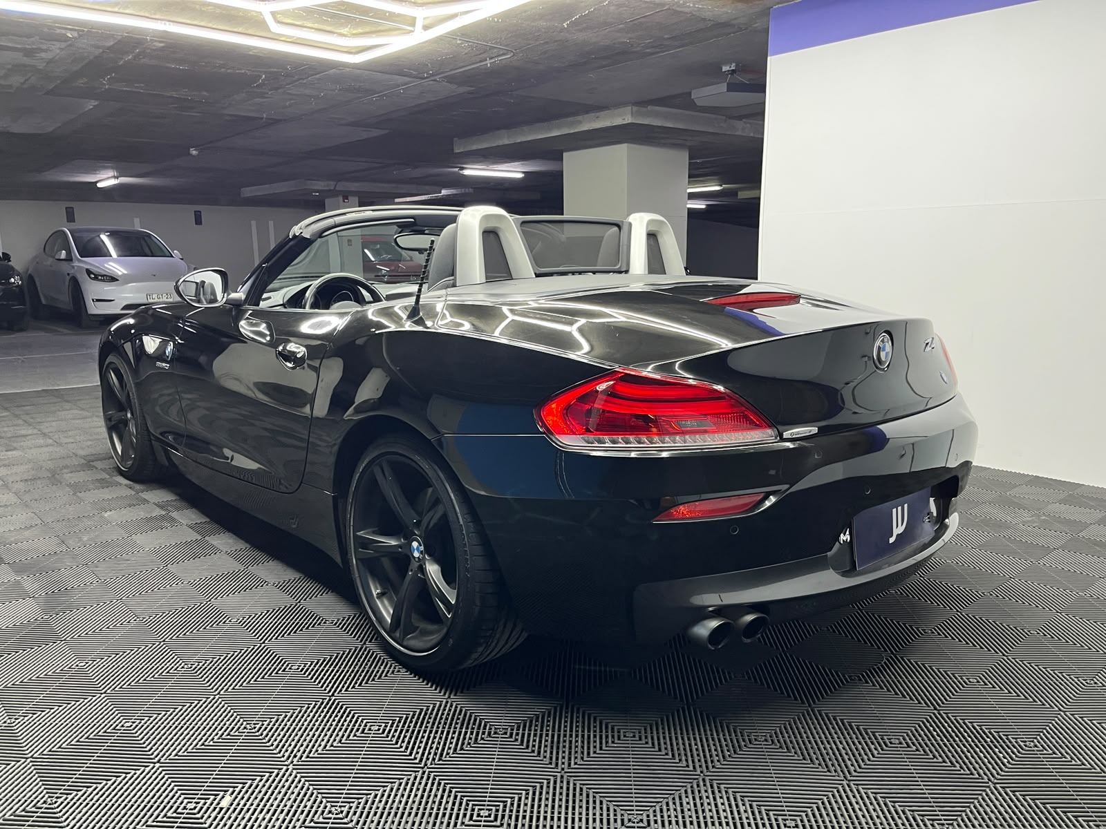 BMW Z4 — foto 4 de 11