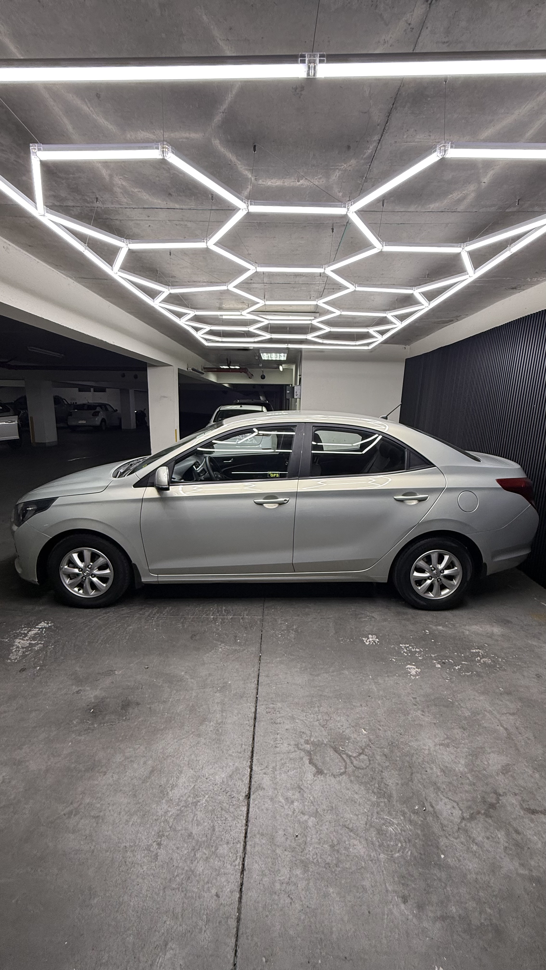 Hyundai Verna 2022 — foto 5