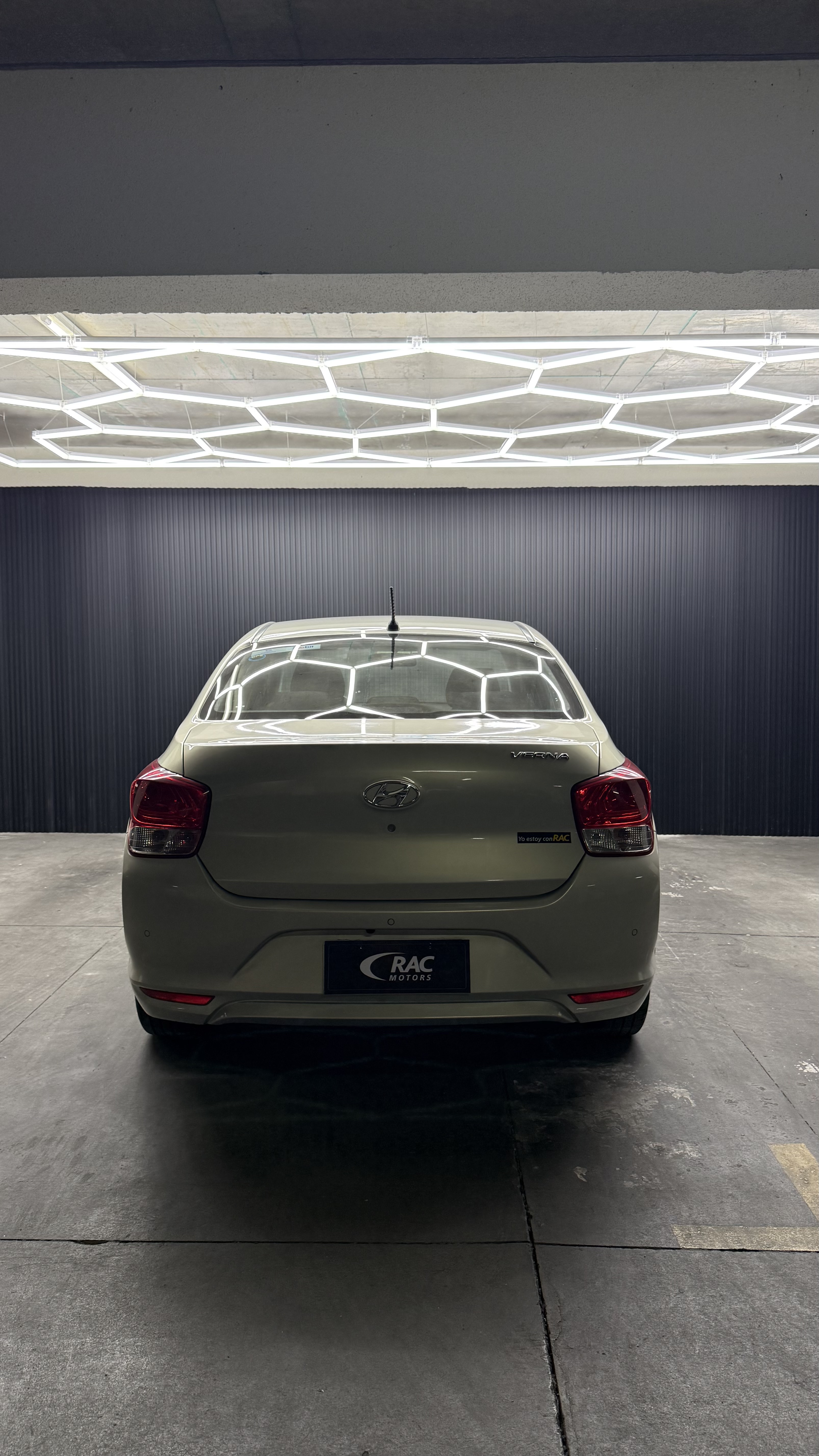 Hyundai Verna 2022 — foto 7