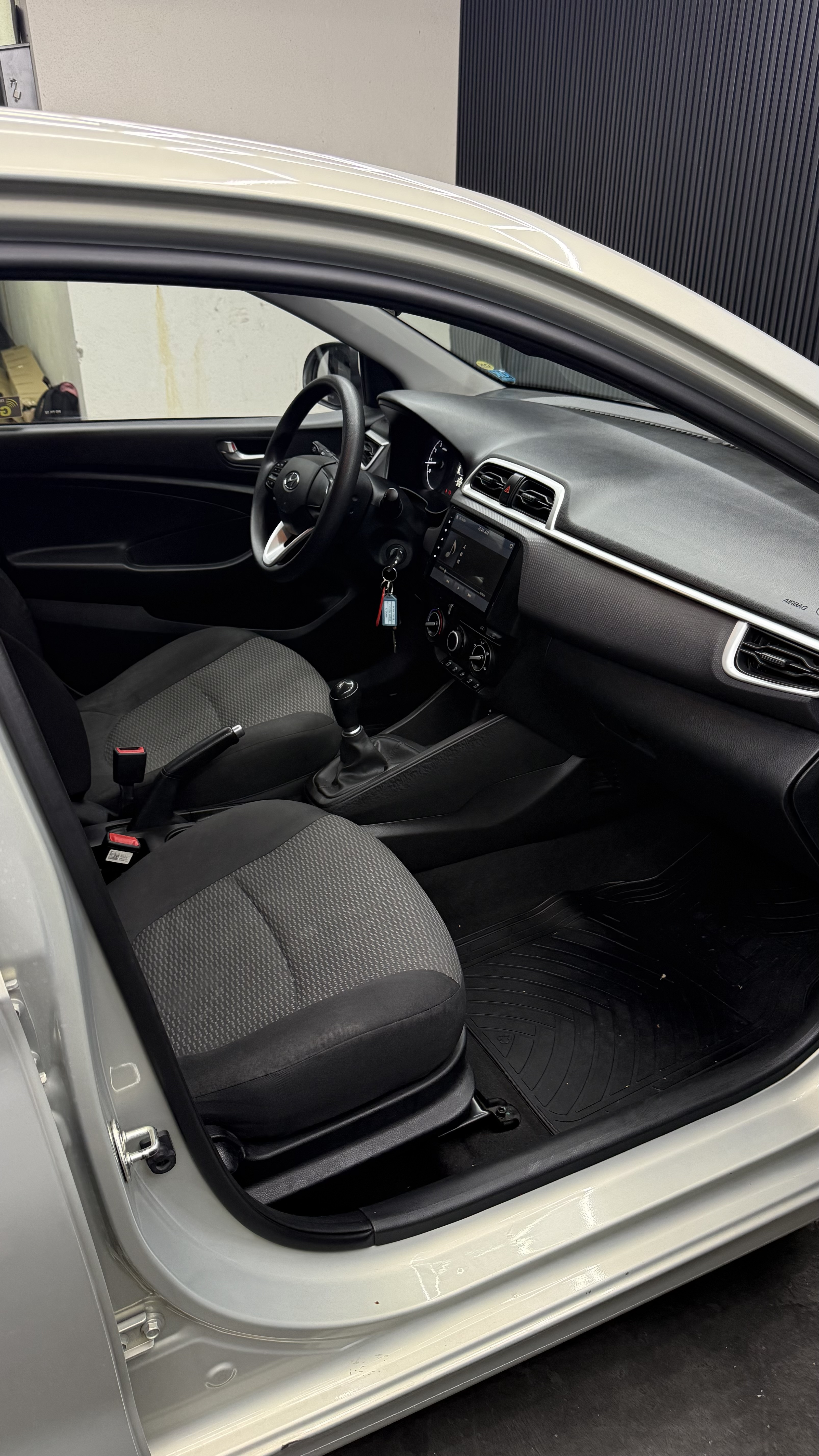 Hyundai Verna 2022 — foto 13