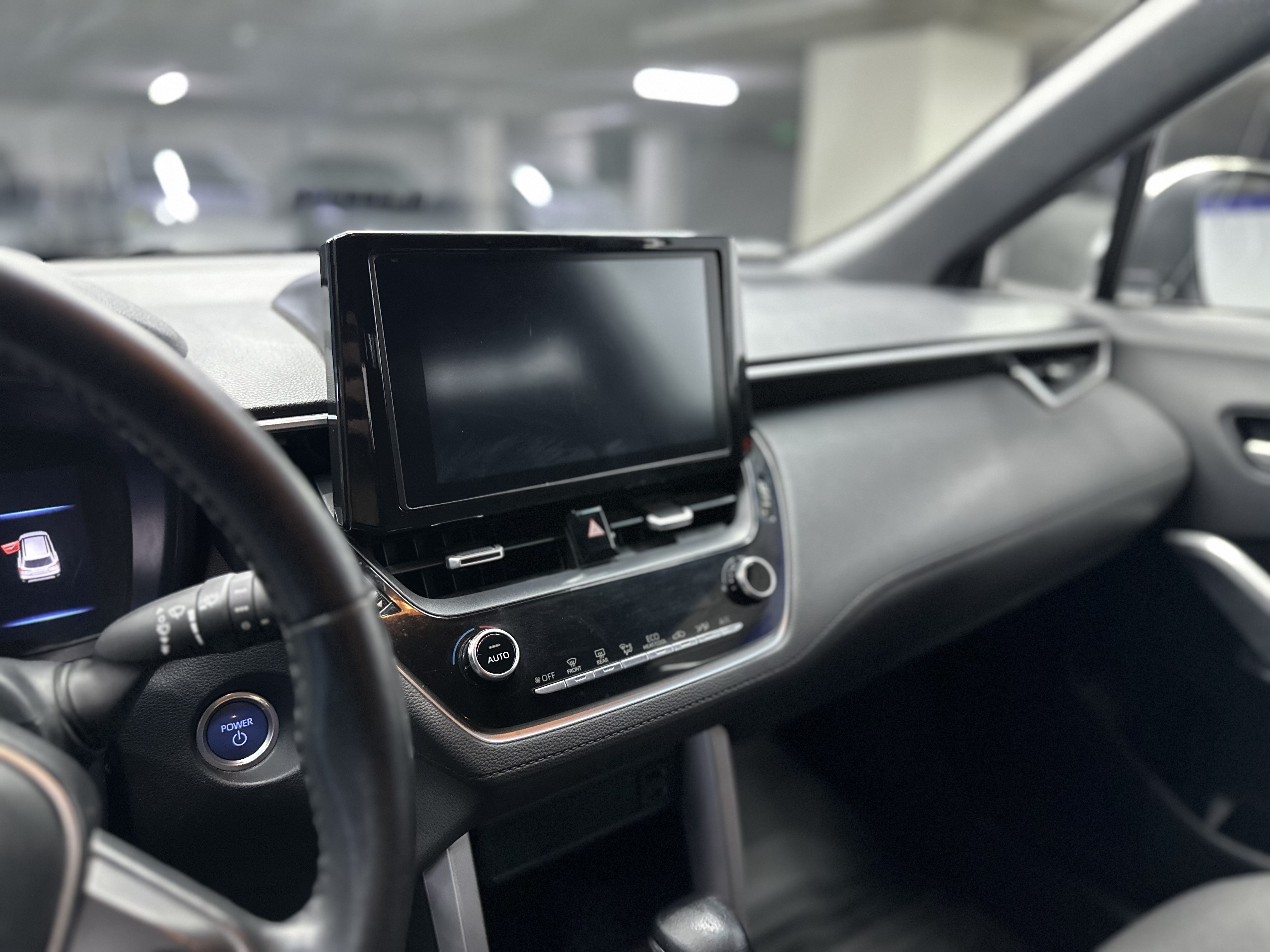 Toyota Corolla Cross — foto 11 de 19