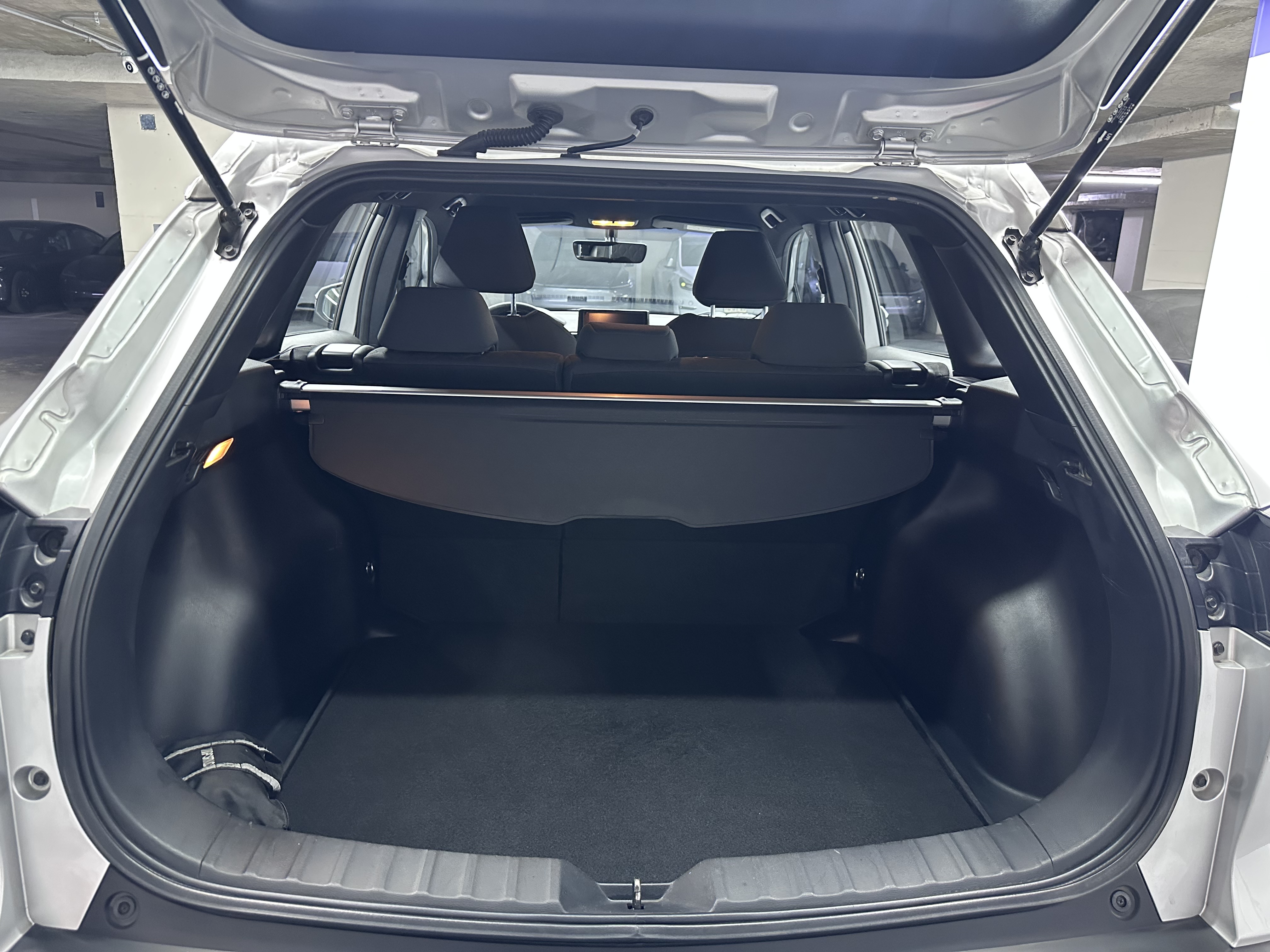 Toyota Corolla Cross — foto 14 de 19