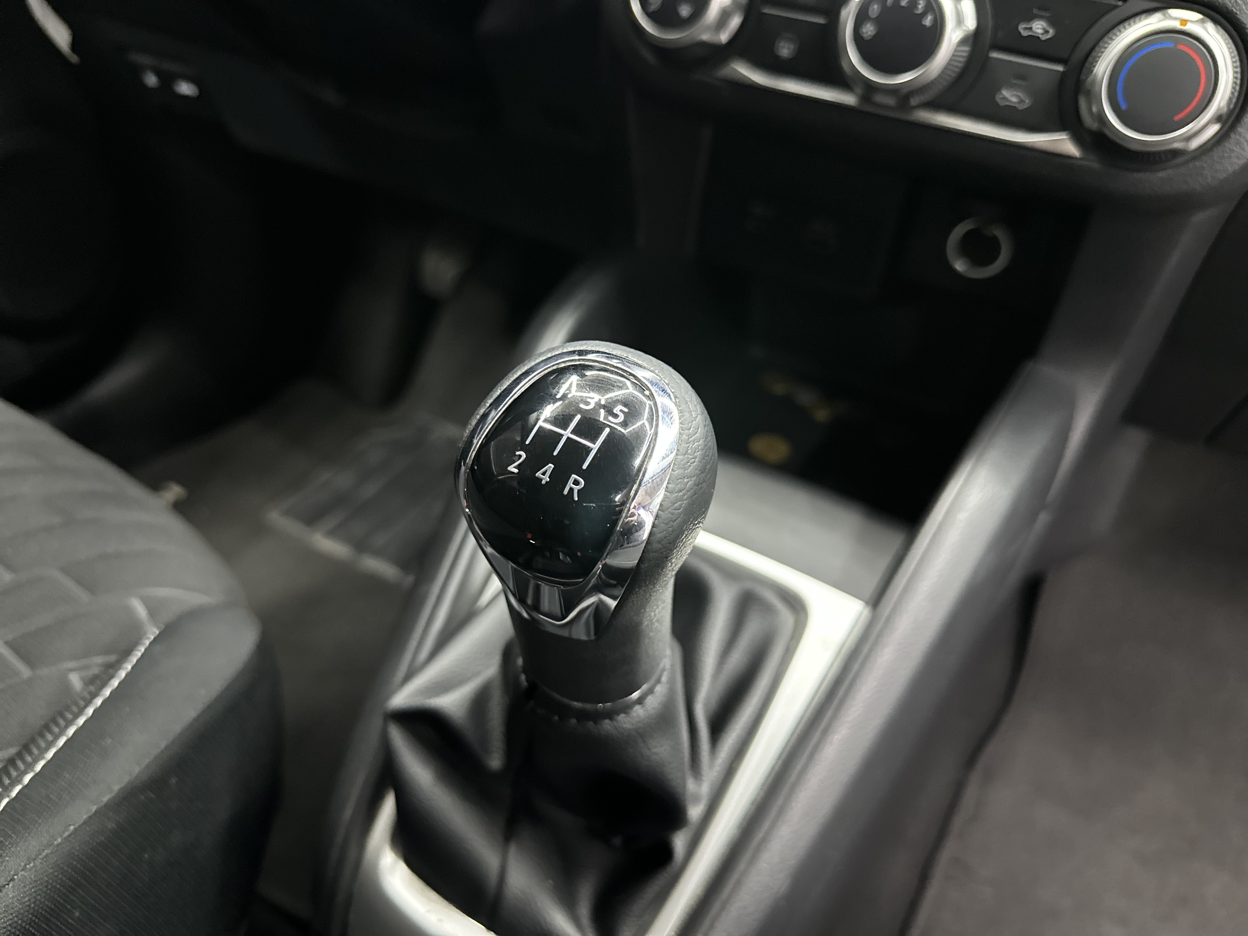 Nissan Kicks — foto 15 de 16