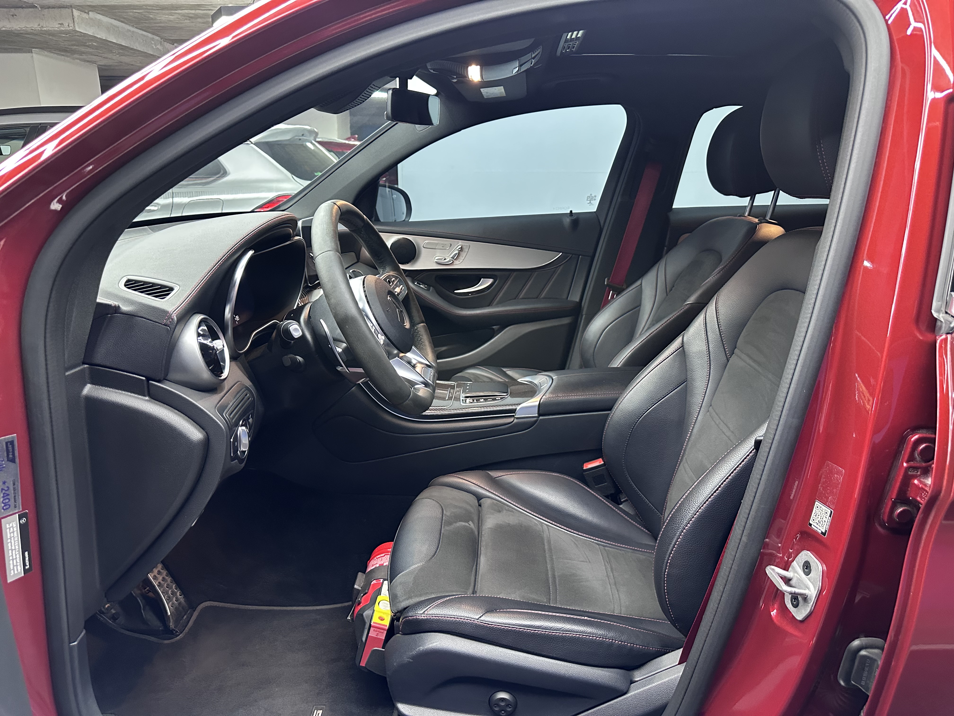 Mercedes-Benz Glc43 Amg — foto 7 de 17
